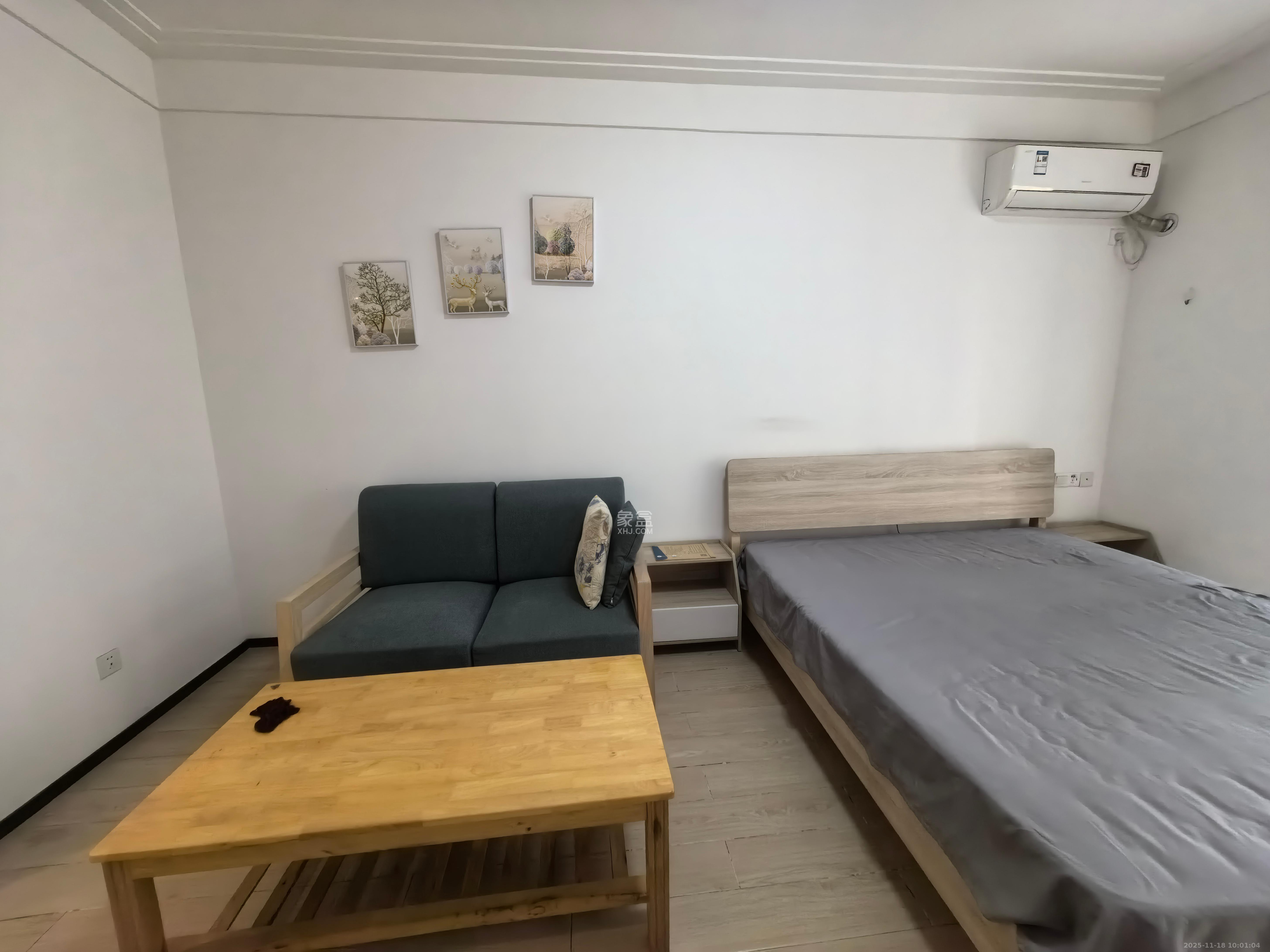 中海国际二期 1室1厅1卫 1300.0元/月 中海国际二期 1室1厅1卫 1300.0元/月室内图