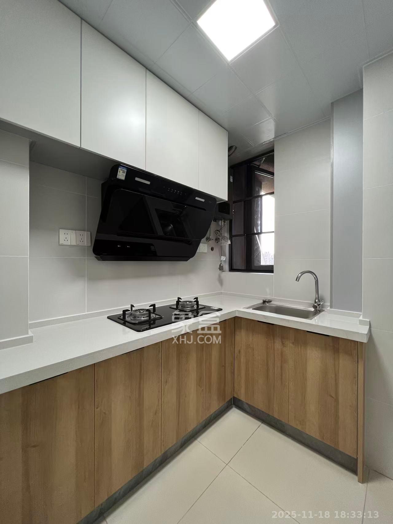 天城国际广场 3室2厅1卫 3200.0元/月 天城国际广场 3室2厅1卫 3200.0元/月室内图