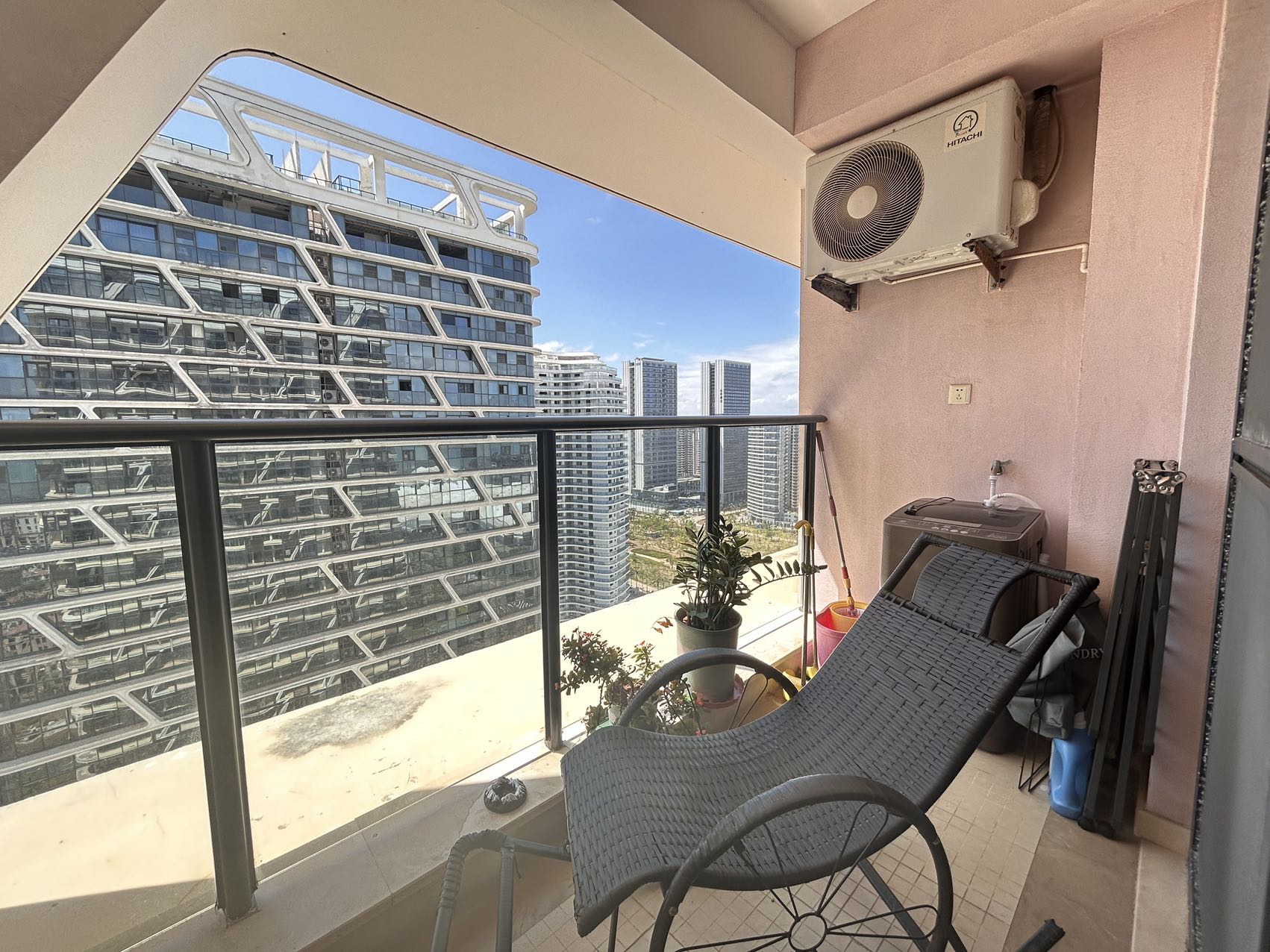 海域阳光(一二期) 1室0厅1卫 1500.0元/月 海域阳光(一二期) 1室0厅1卫 1500.0元/月室内图