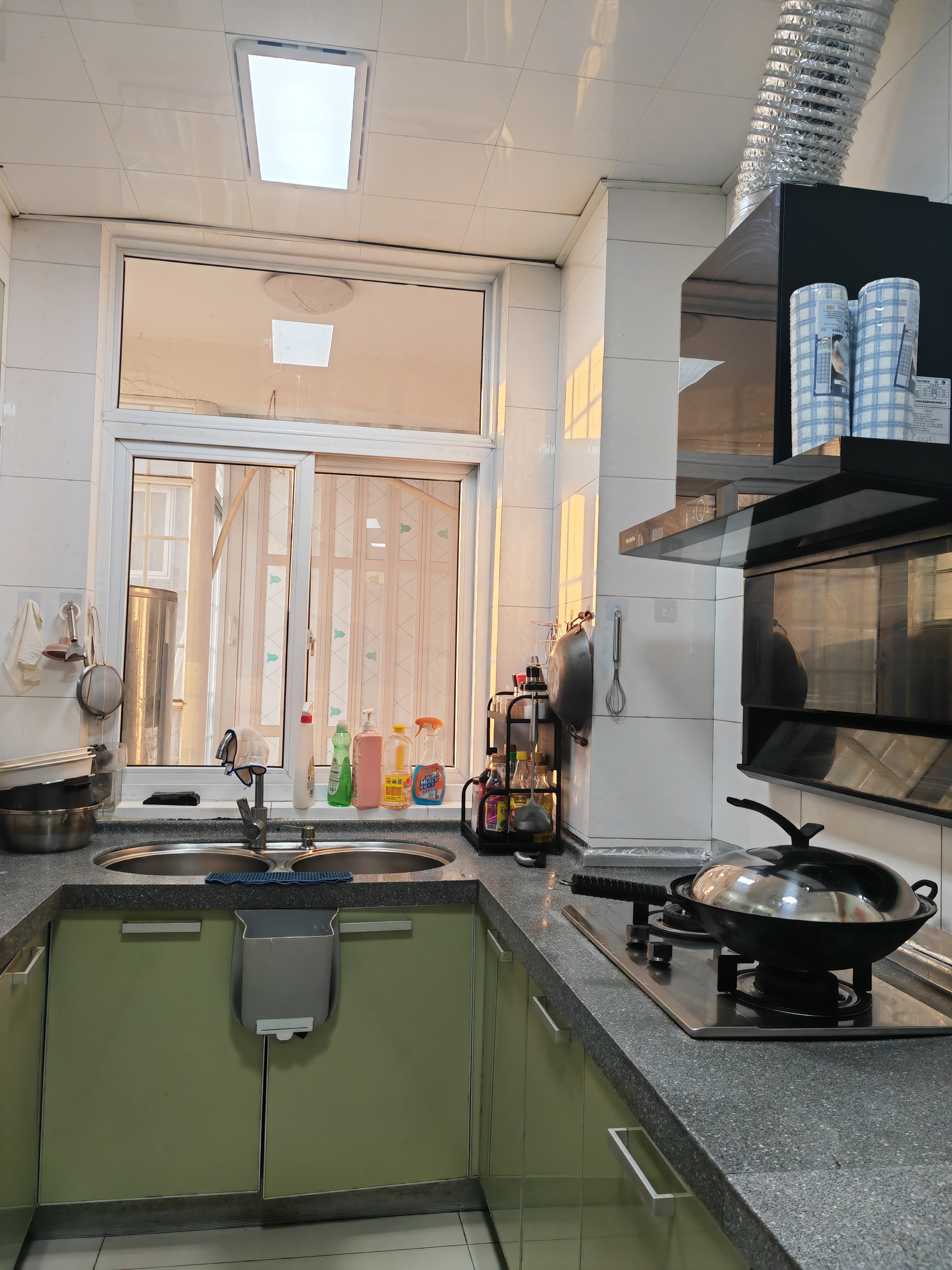 万和天琴 3室2厅2卫 69.8万 万和天琴 3室2厅2卫 69.8万客厅