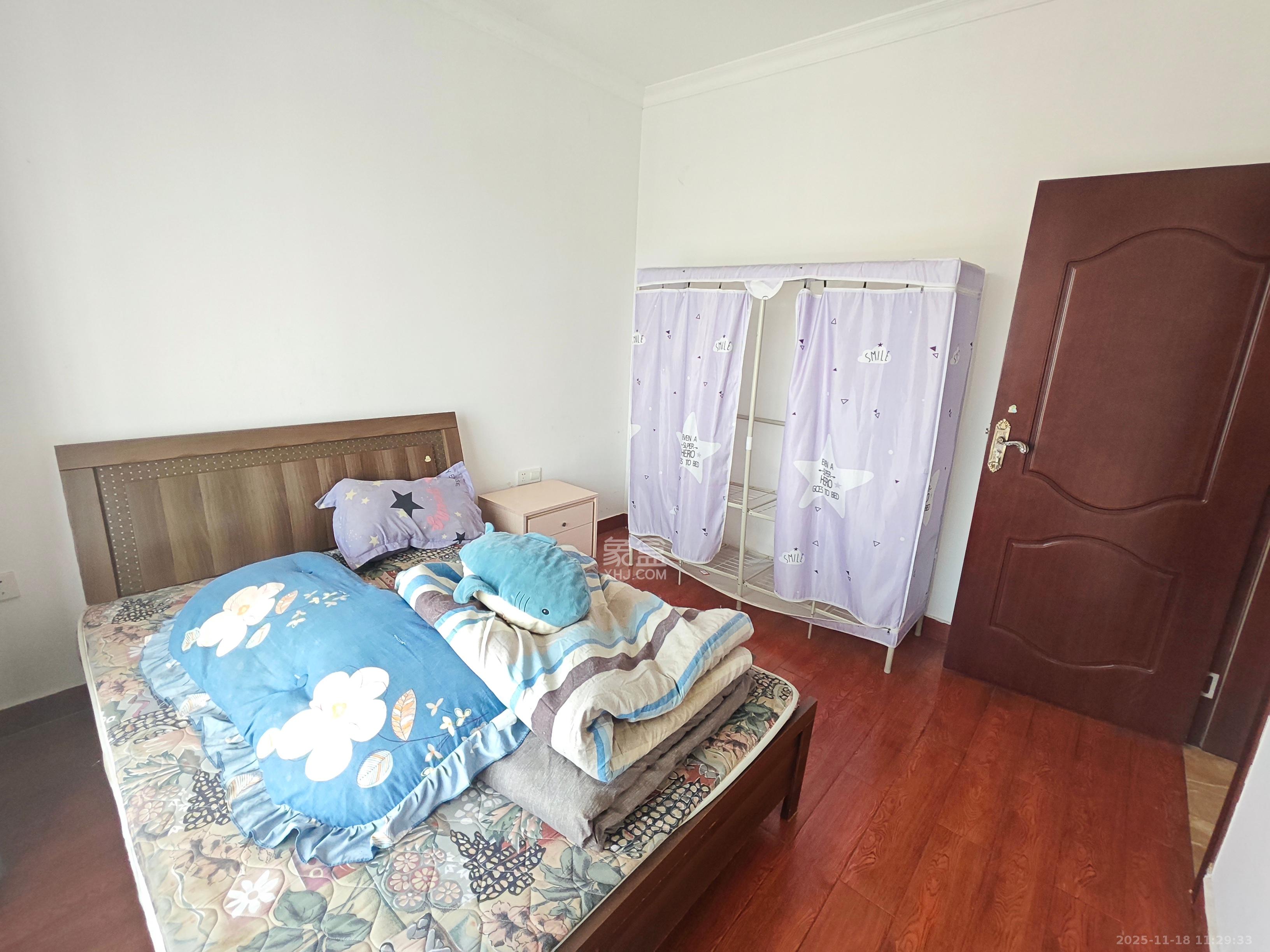 九峰安置小区  3室1厅1卫    1600.0元/月室内图