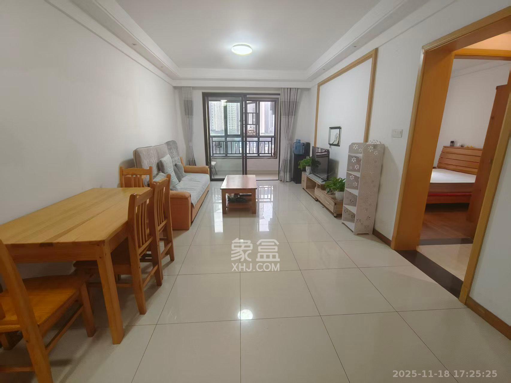 中海国际四期 2室2厅1卫 1800.0元/月 中海国际四期 2室2厅1卫 1800.0元/月室内图