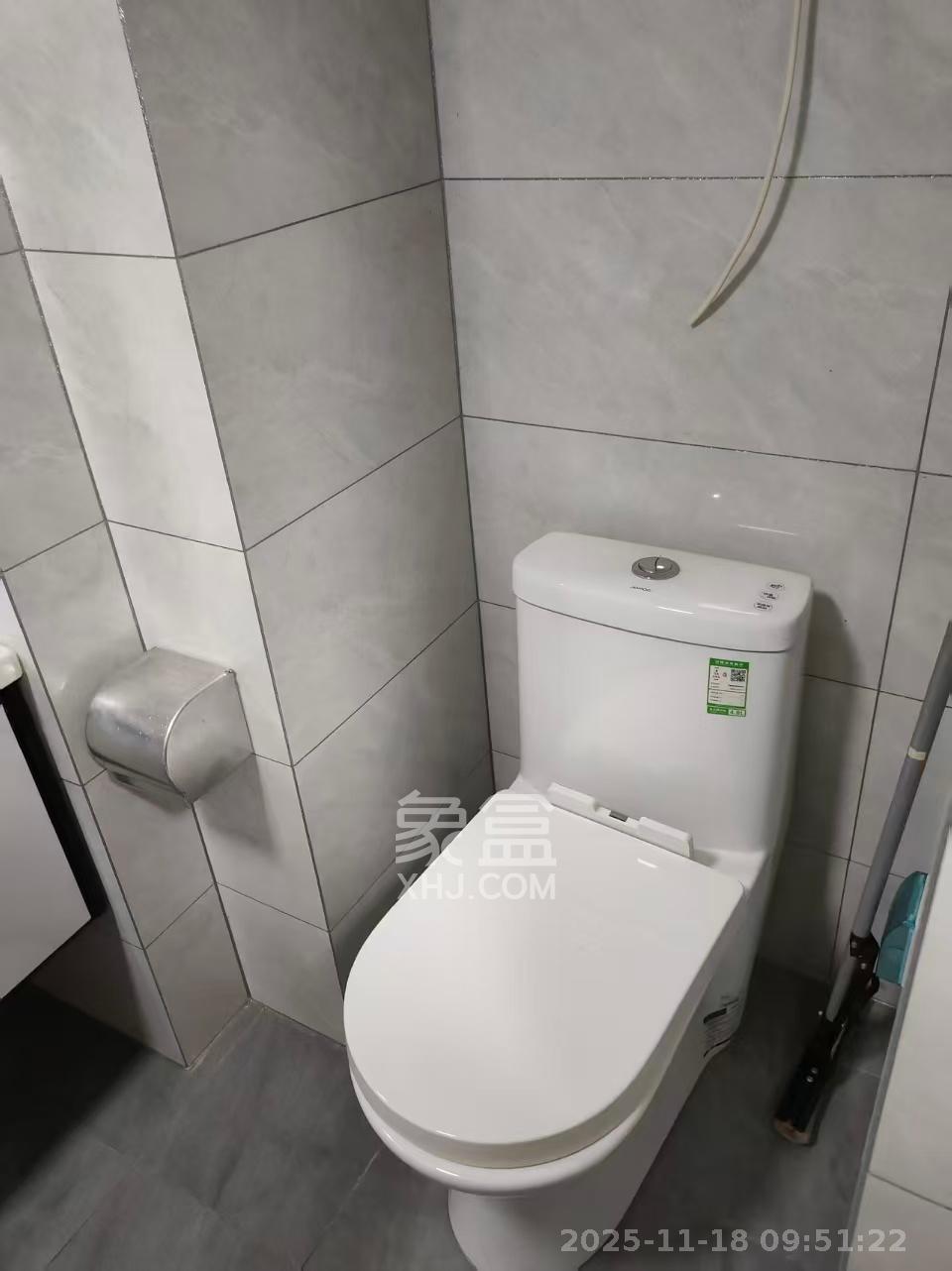 青年才郡（盈安大厦）  1室0厅0卫    1800.0元/月室内图