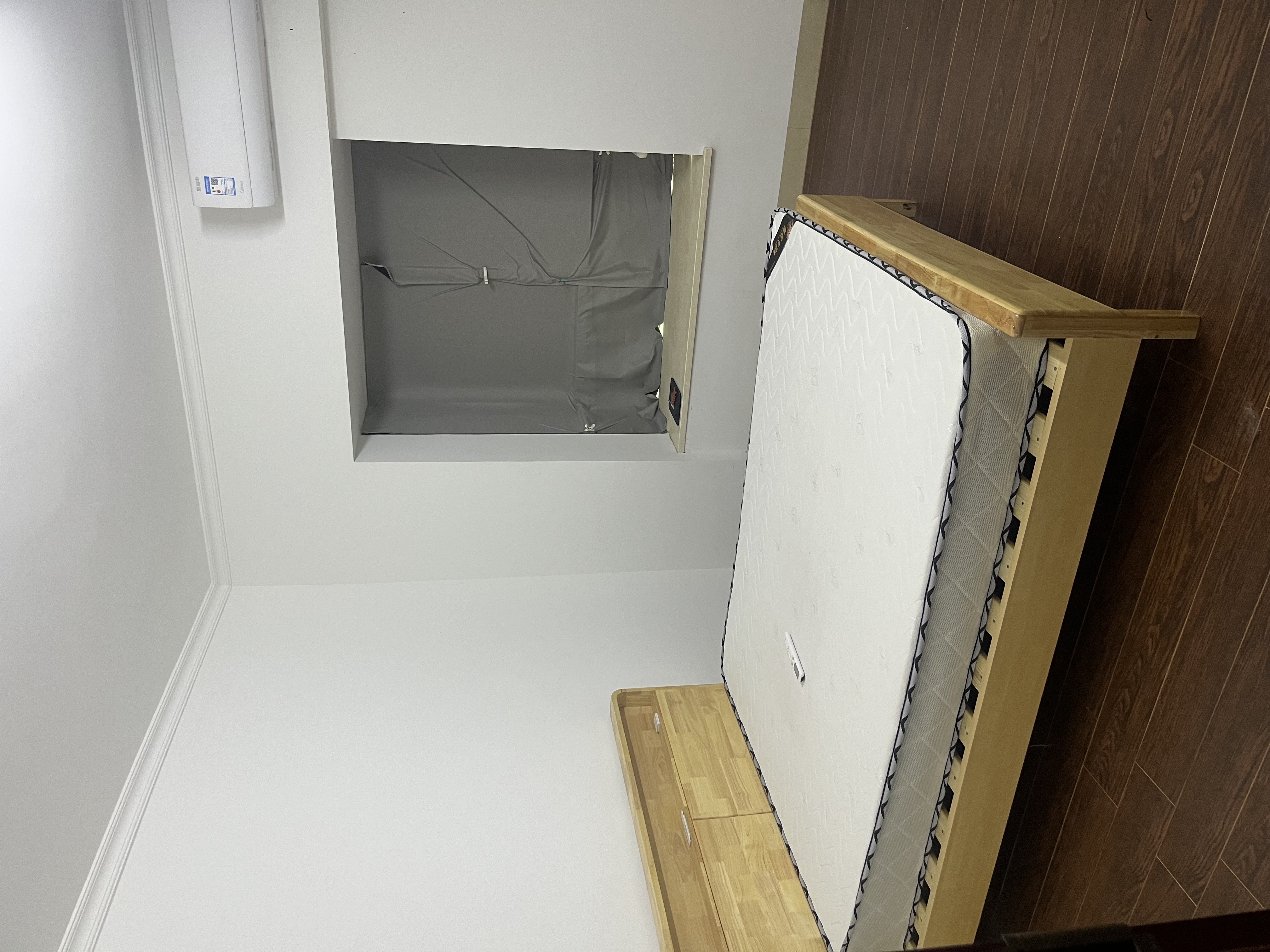 滨江宝恒  4室2厅2卫    3300.0元/月室内图