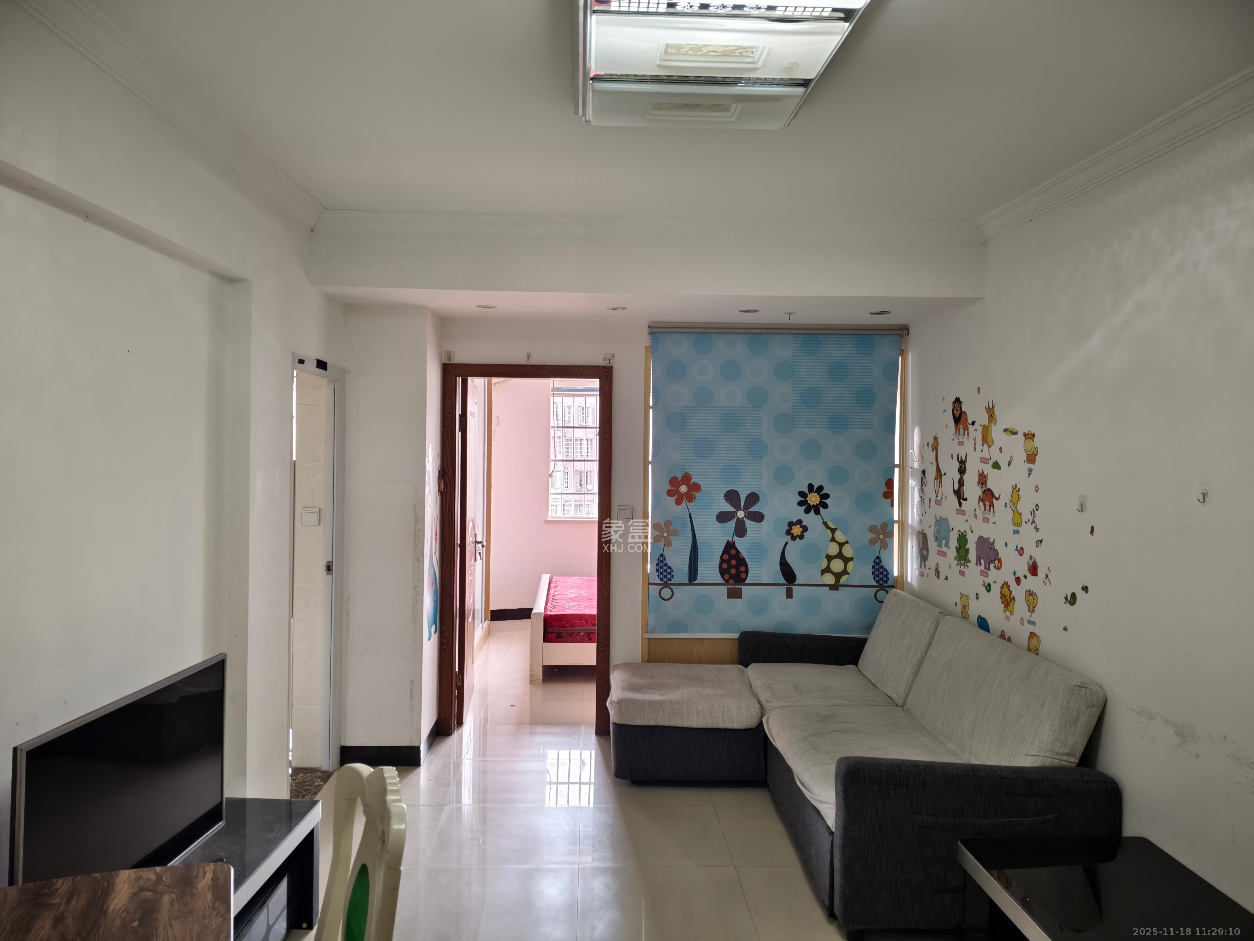 先锋东外滩  1室1厅1卫    1500.0元/月