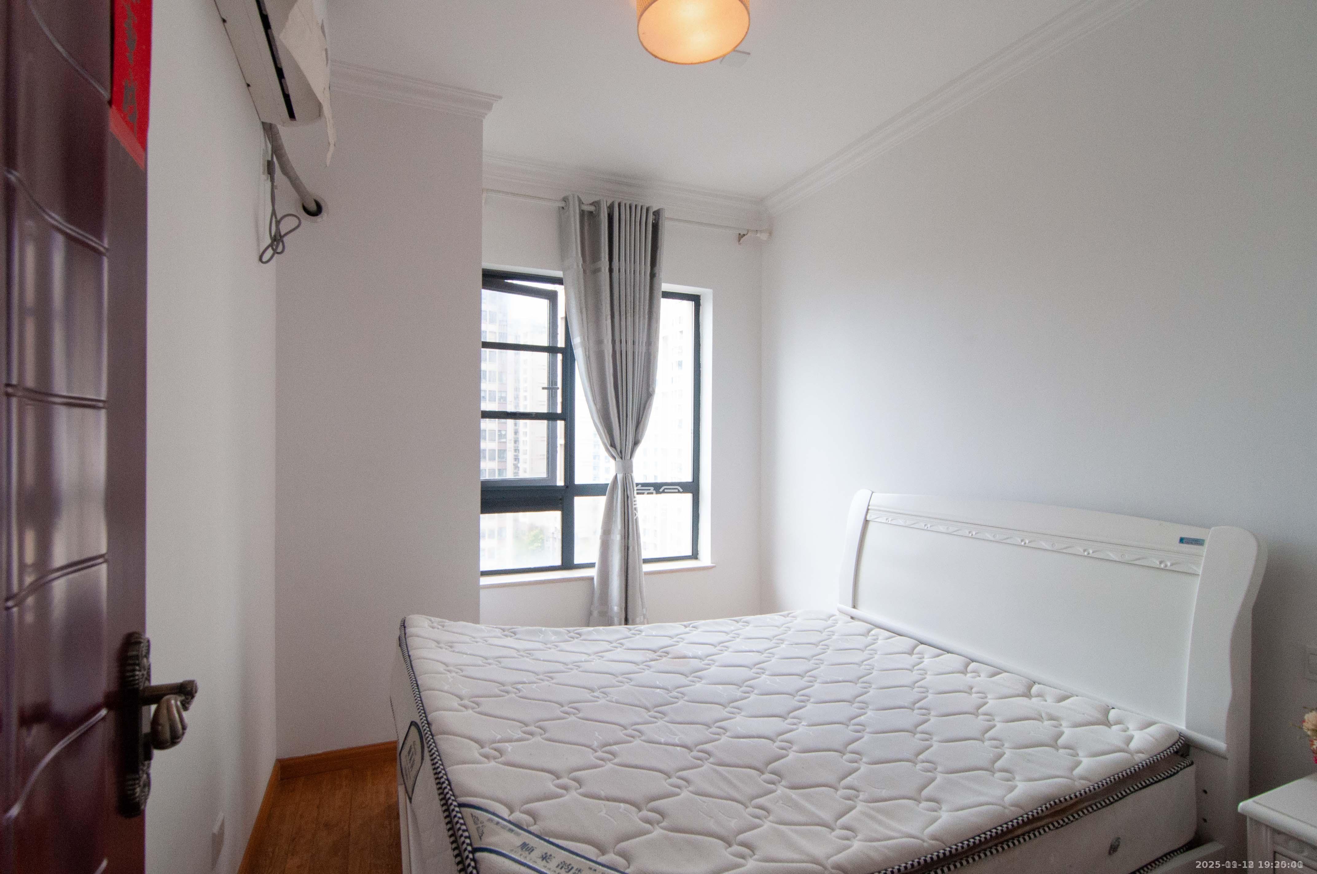 中海梅溪湖壹号  3室2厅1卫    2500.0元/月室内图