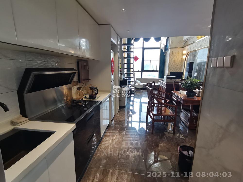 未来云环球中心 1室1厅1卫 2200.0元/月 未来云环球中心 1室1厅1卫 2200.0元/月室内图