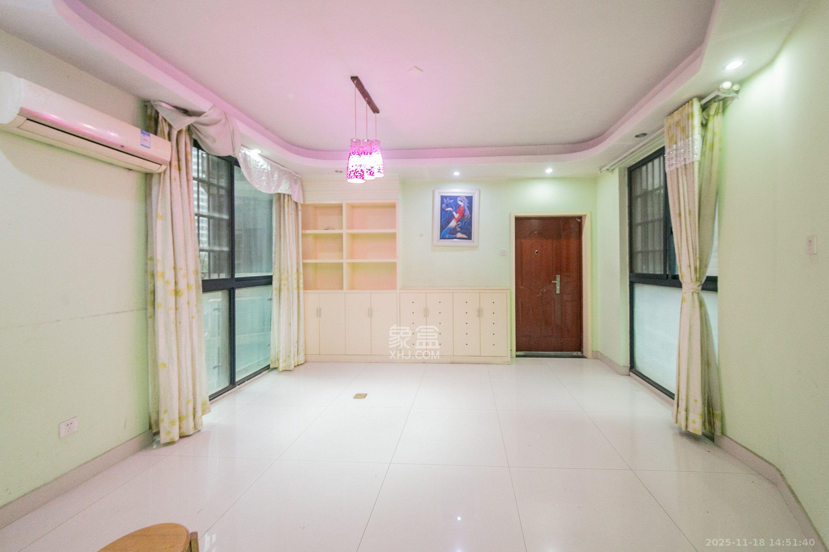 湘江世纪城临江苑  4室2厅2卫    3200.0元/月室内图