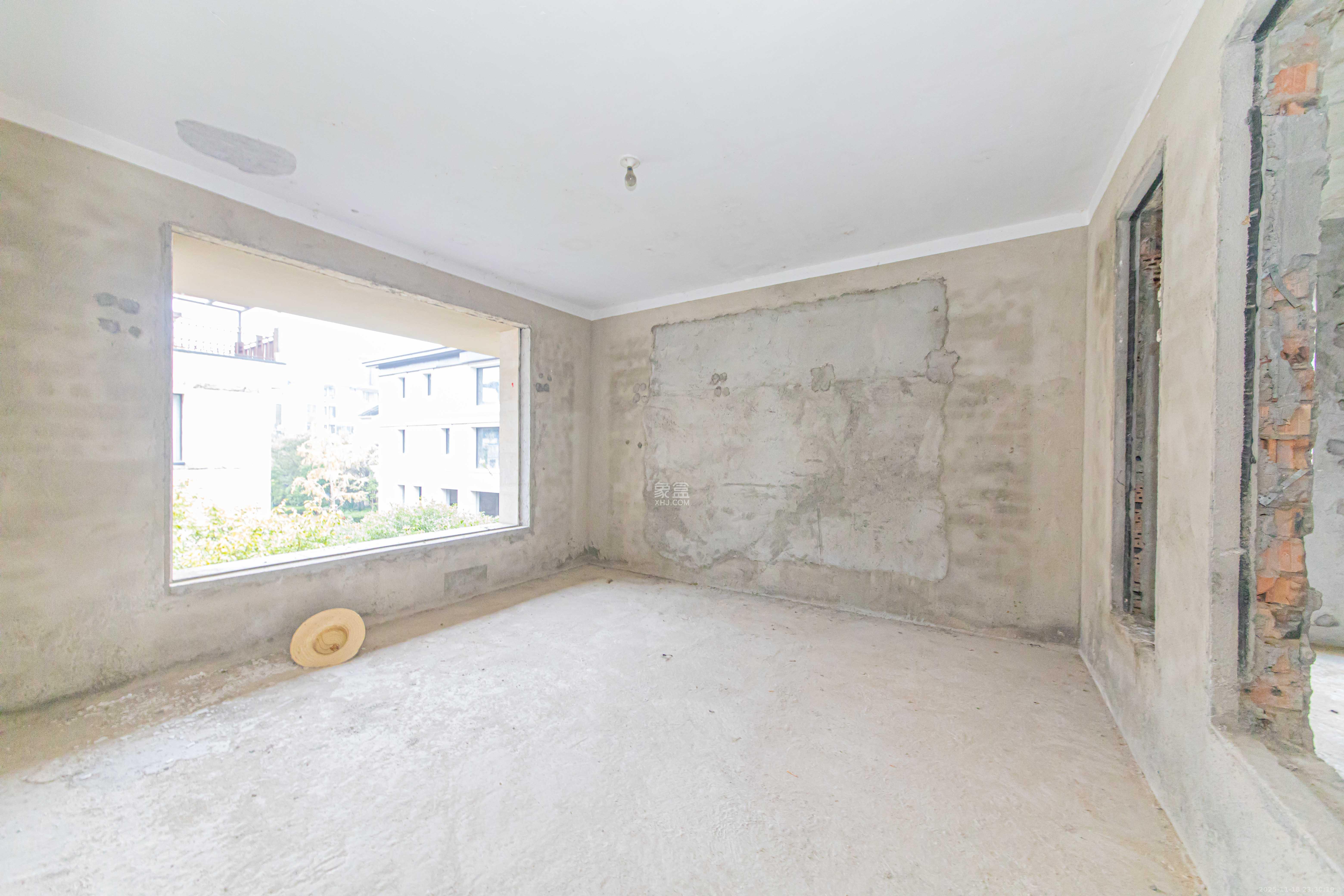 北辰中央公园A区  5室2厅3卫    480.0万卧室