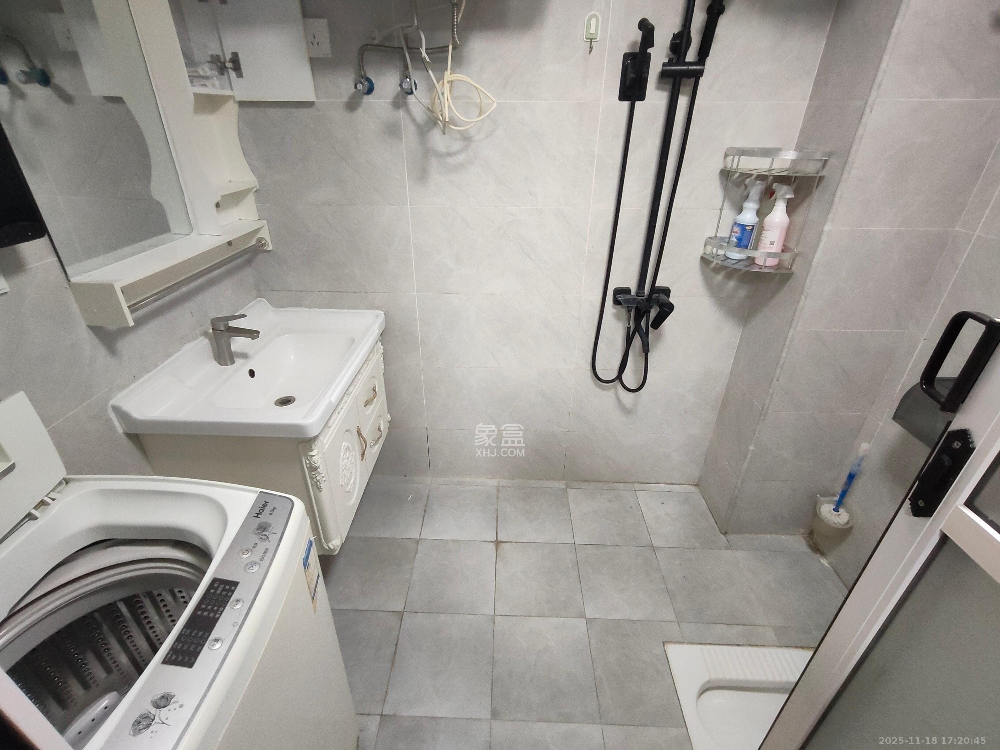 金科时代中心 1室1厅1卫 1400.0元/月 金科时代中心 1室1厅1卫 1400.0元/月室内图