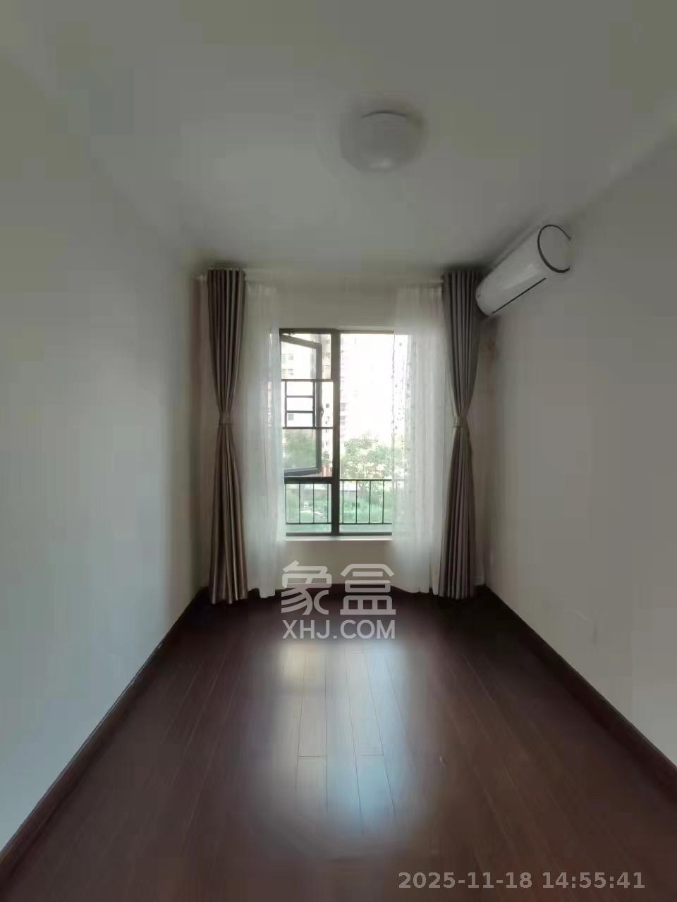 万科白鹭郡  4室2厅2卫    3000.0元/月室内图