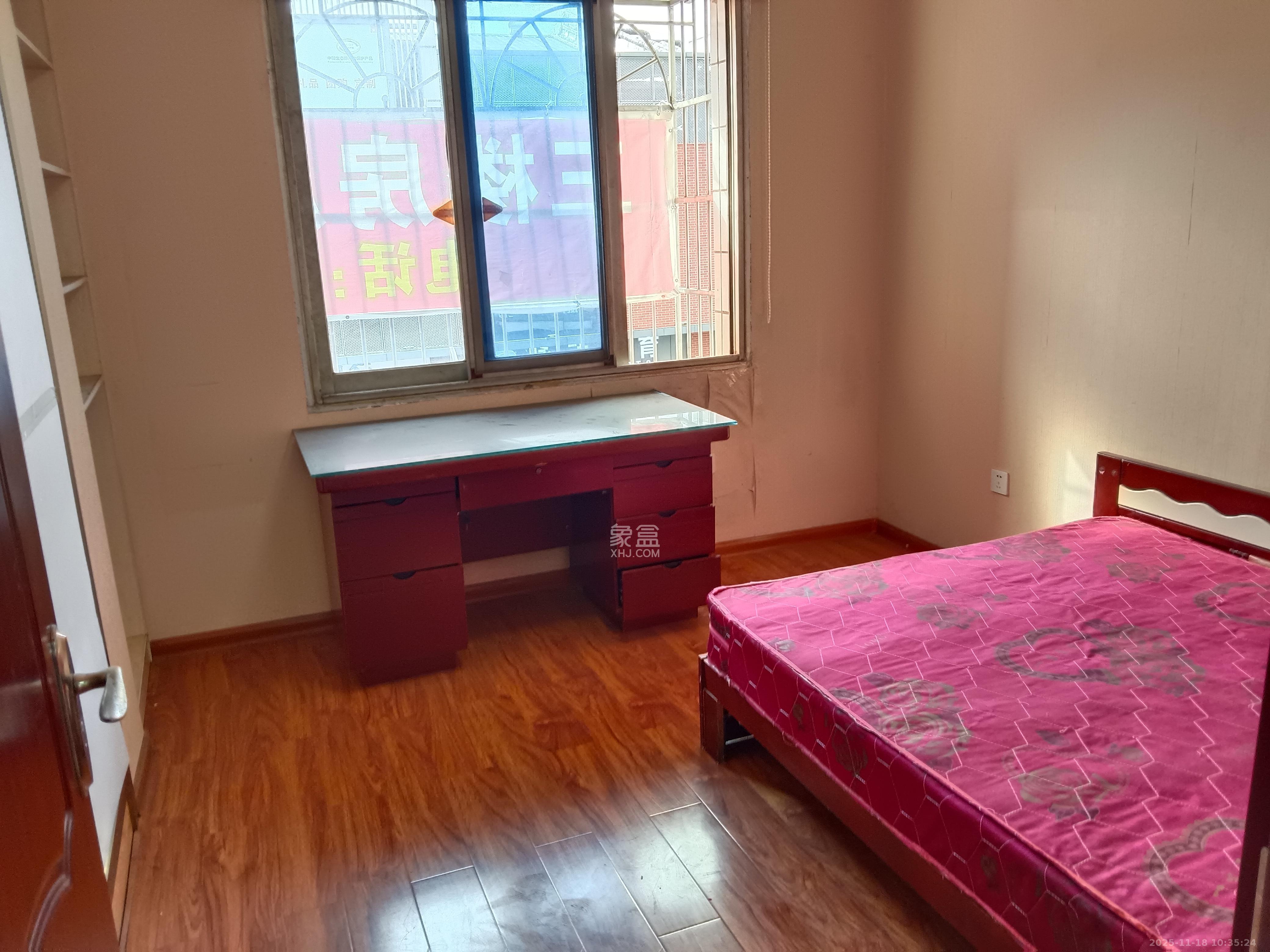 高桥火焰市场  2室2厅1卫    1600.0元/月室内图