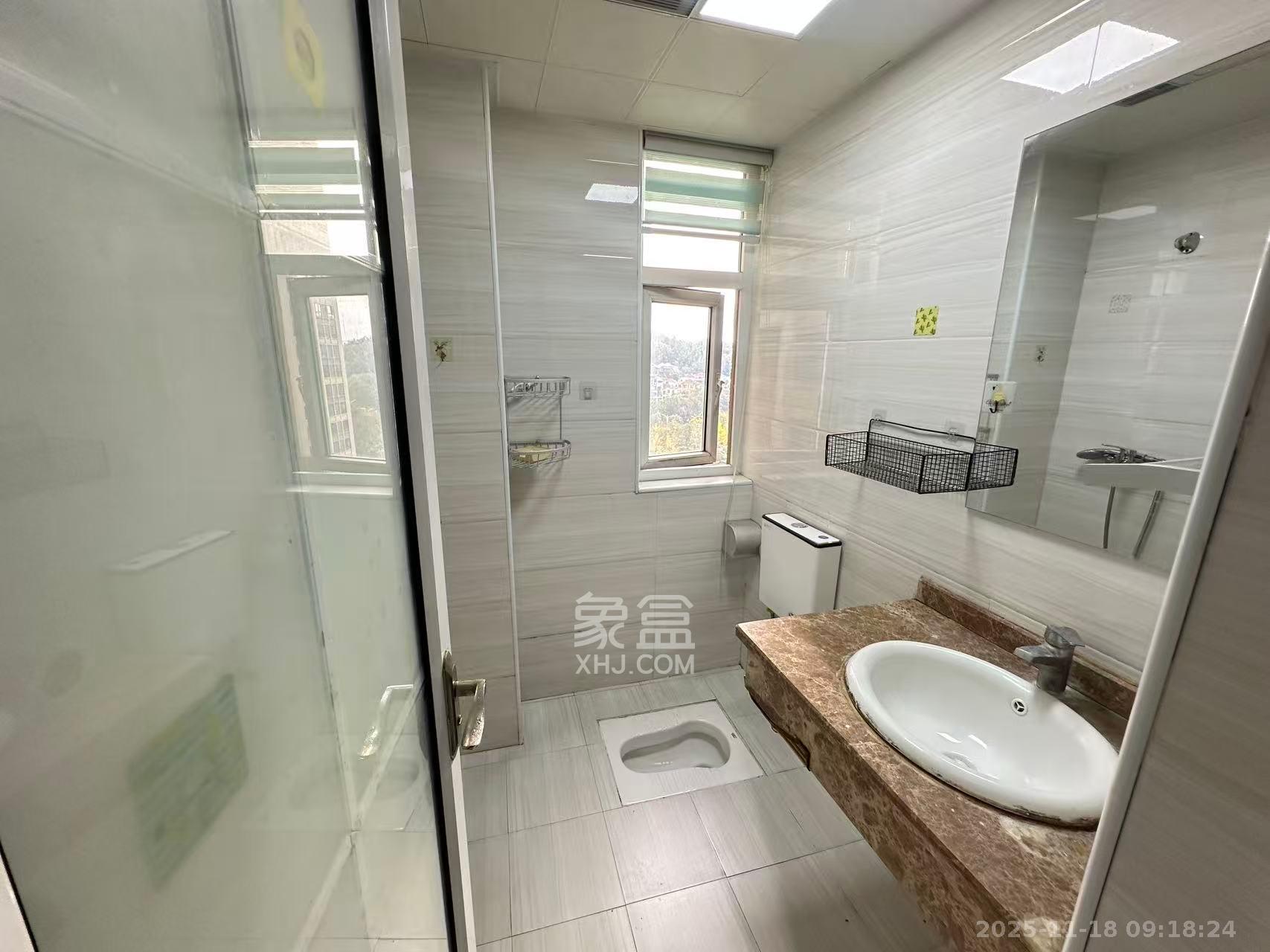 天麓尚层 2室2厅1卫 1800.0元/月 天麓尚层 2室2厅1卫 1800.0元/月室内图