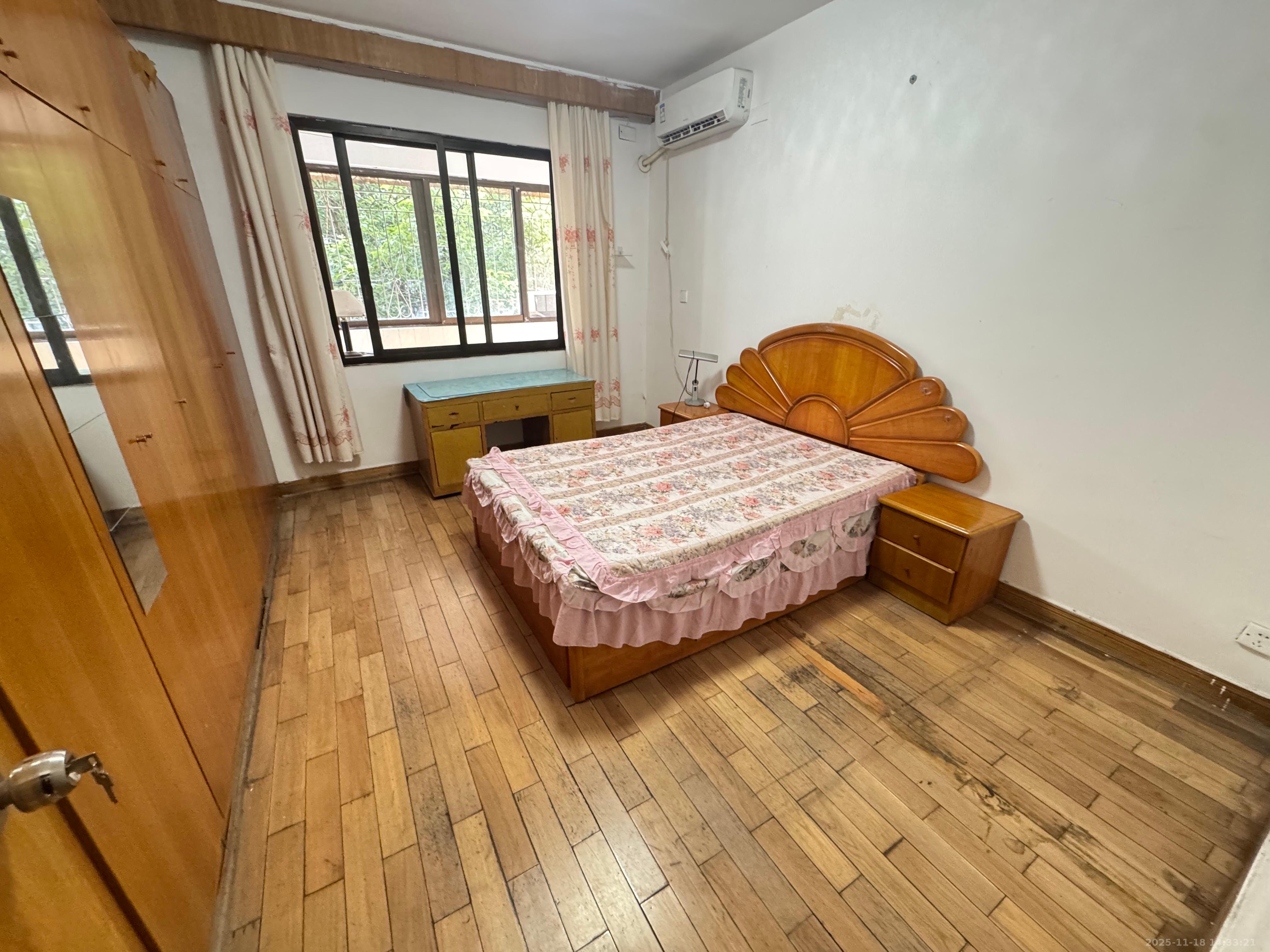 湖南省机关事务管理局  4室2厅2卫    2900.0元/月室内图