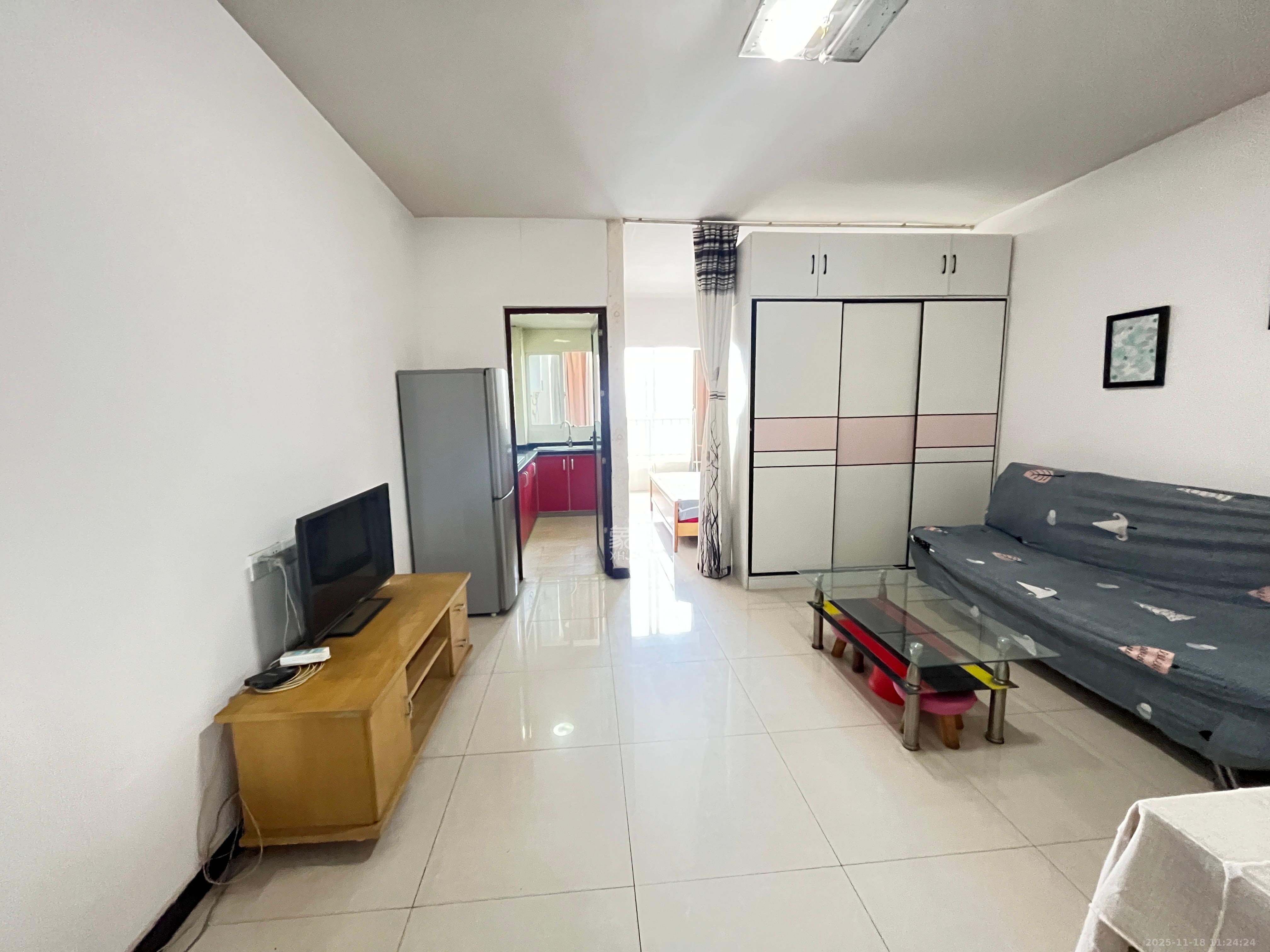 先锋东外滩 1室1厅1卫 1400.0元/月 先锋东外滩 1室1厅1卫 1400.0元/月室内图