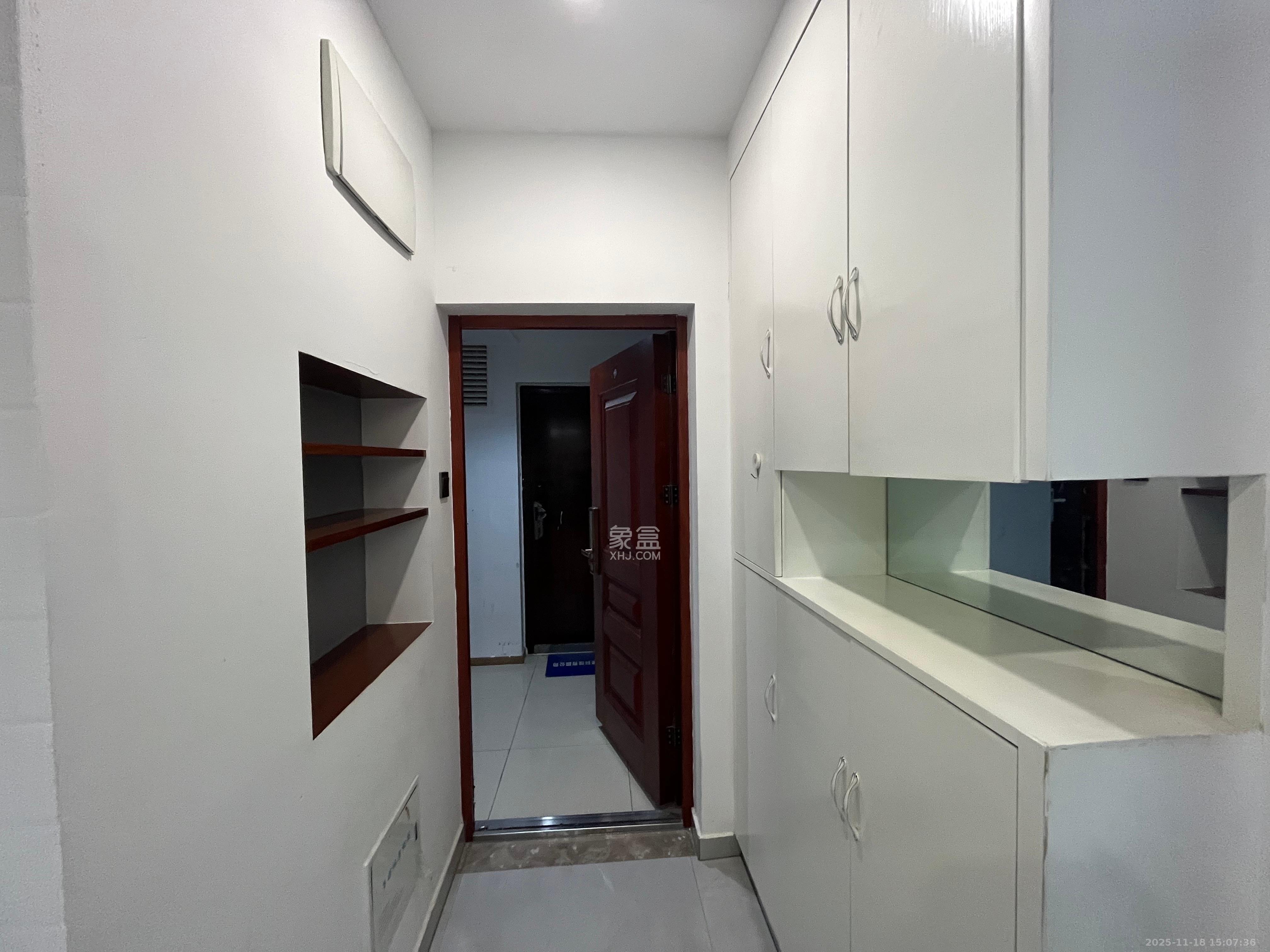 奥克斯缔壹城  1室1厅1卫    1600.0元/月室内图