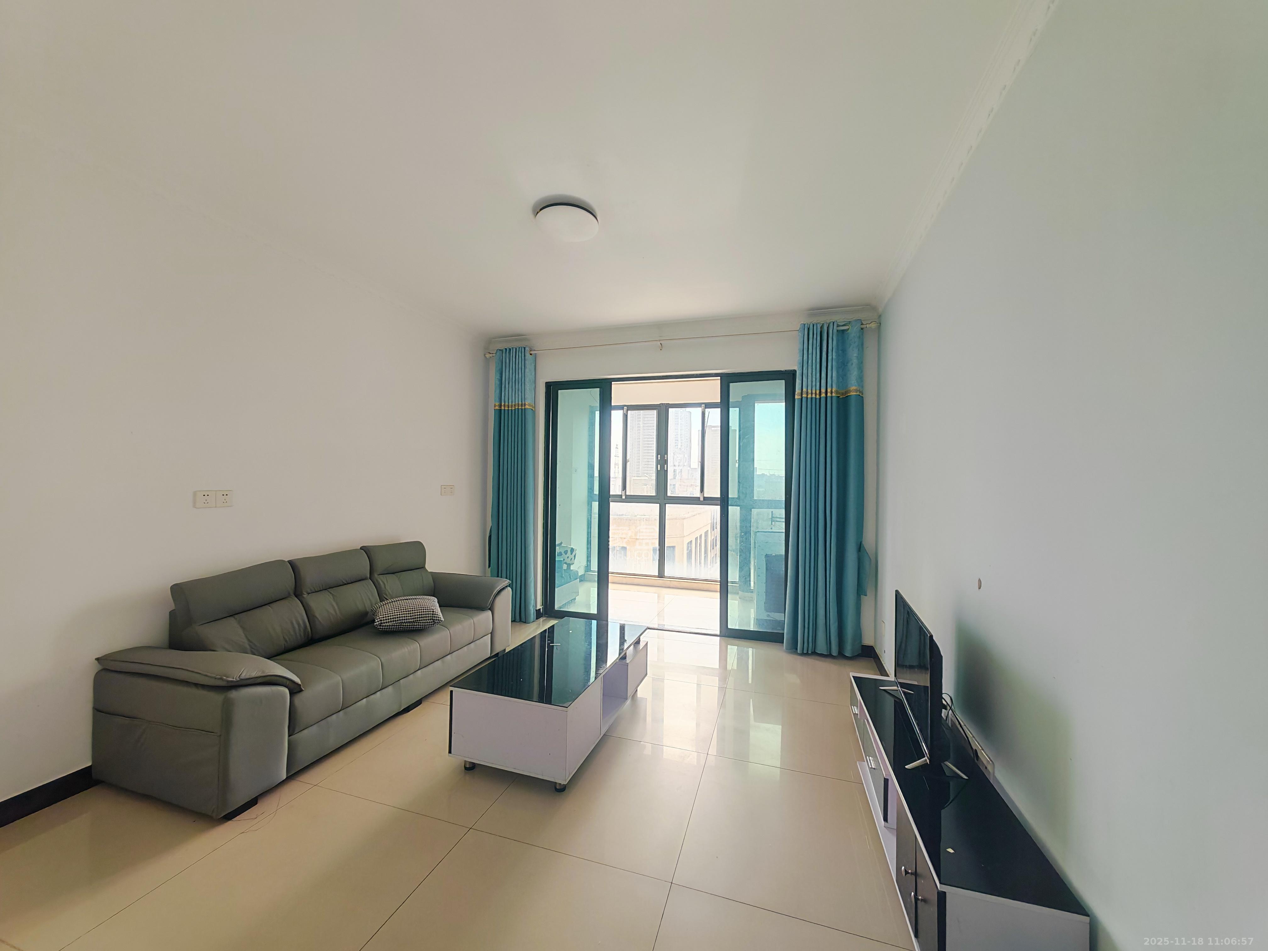 爵世名邸东湖（东湖壹号企业总部基地）  3室2厅1卫    2200.0元/月