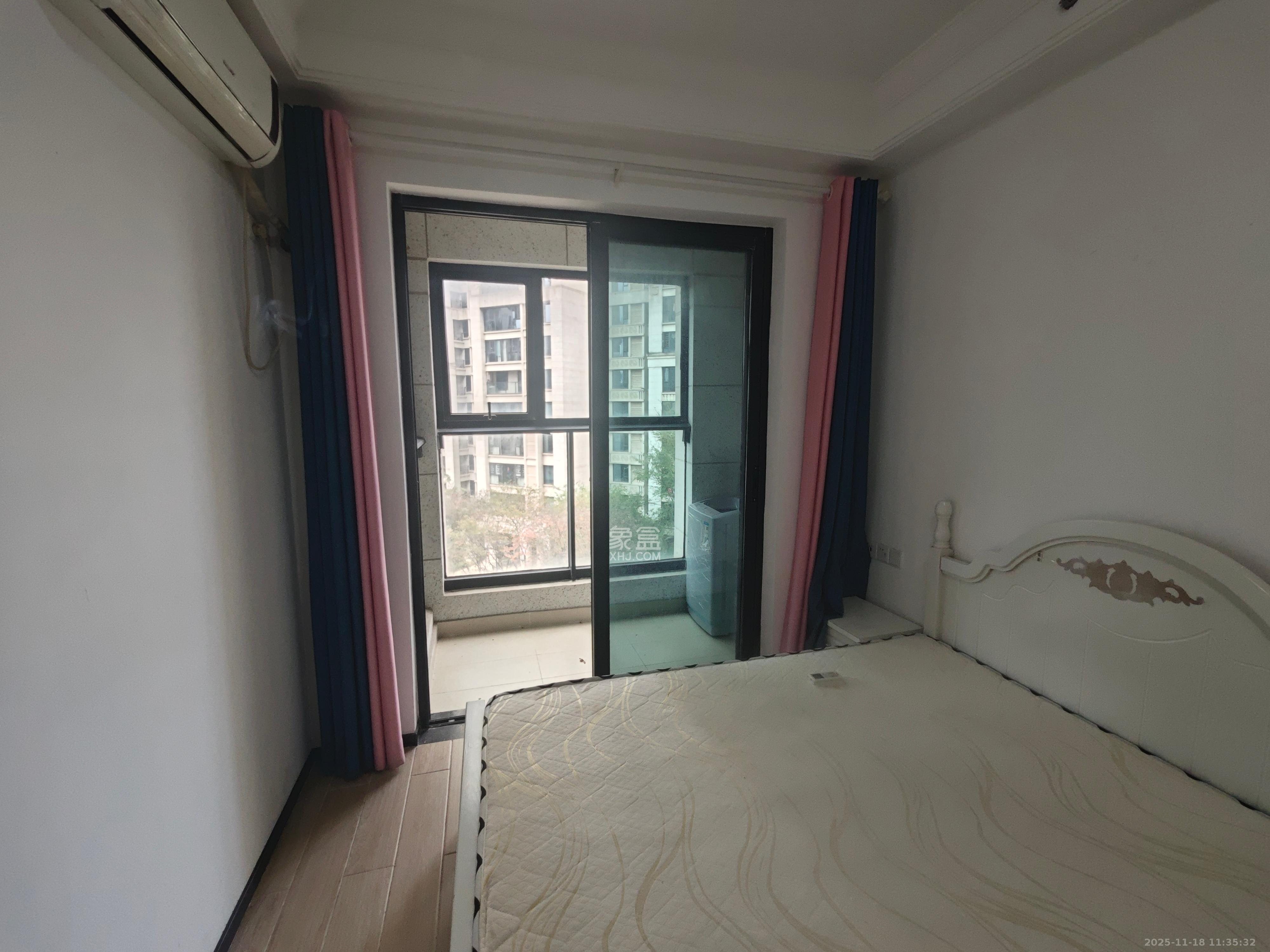 中海梅溪湖壹号  1室1厅1卫    1400.0元/月室内图