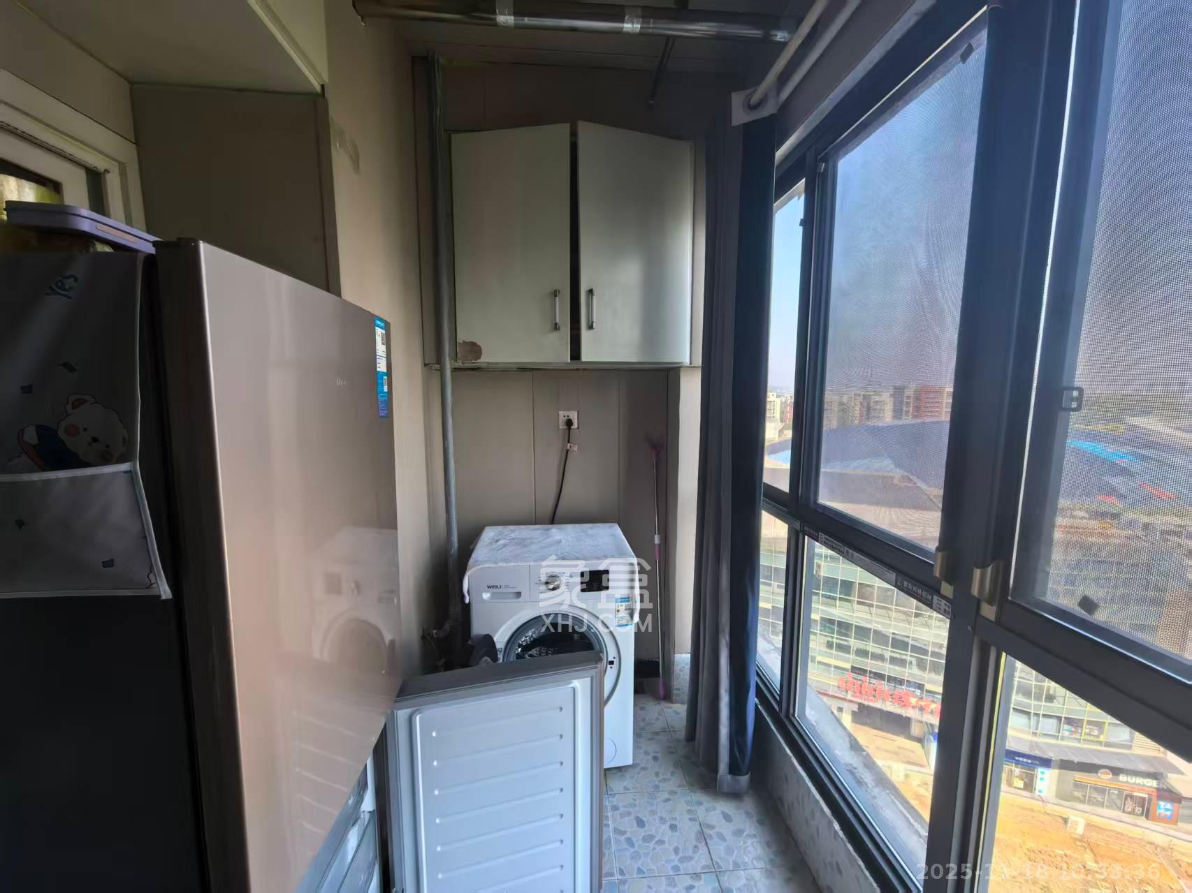 中信城市广场(中信新城一期) 1室1厅1卫 1200.0元/月 中信城市广场(中信新城一期) 1室1厅1卫 1200.0元/月室内图