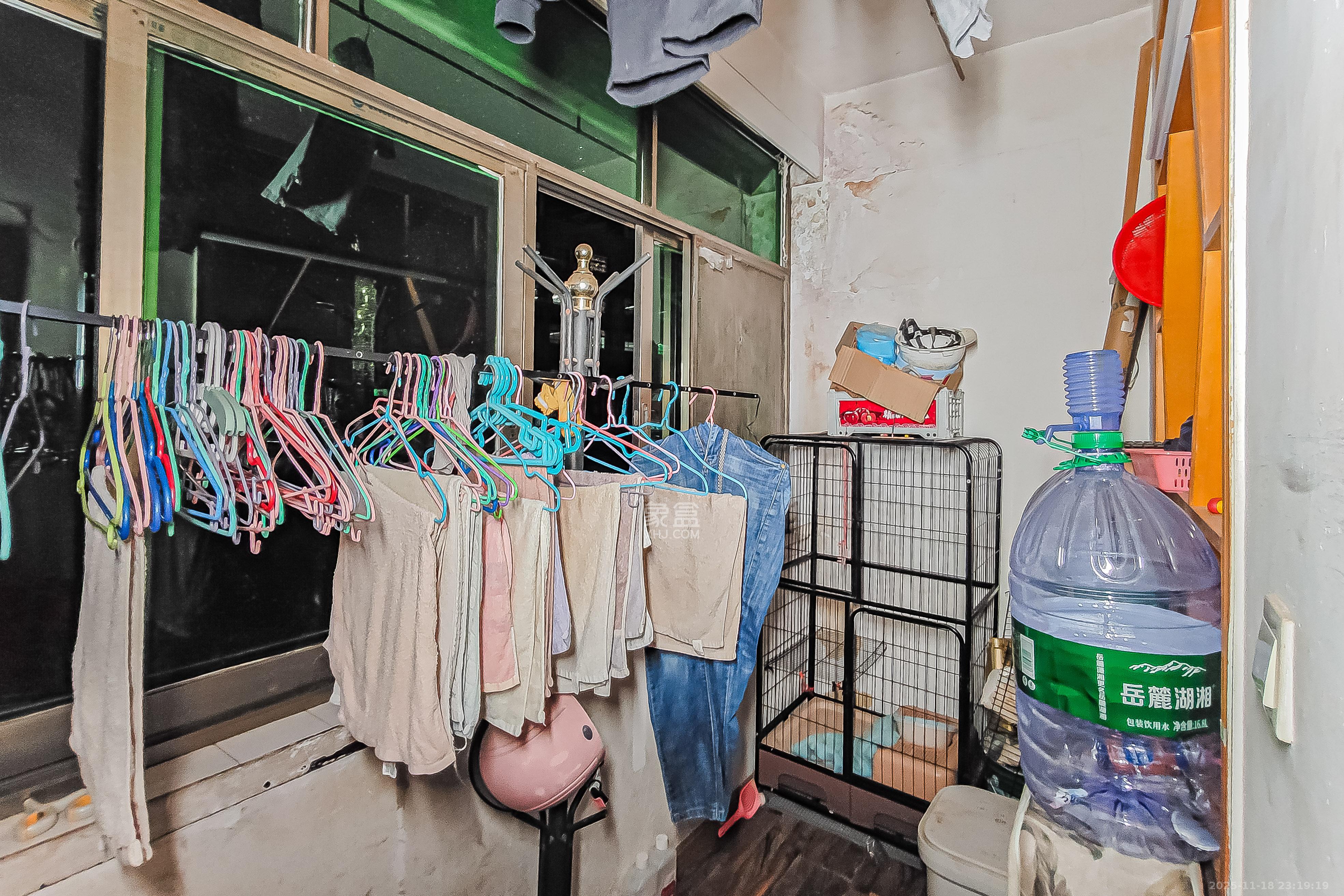 工农新村（工农桥社区）  1室1厅1卫    18.8万阳台