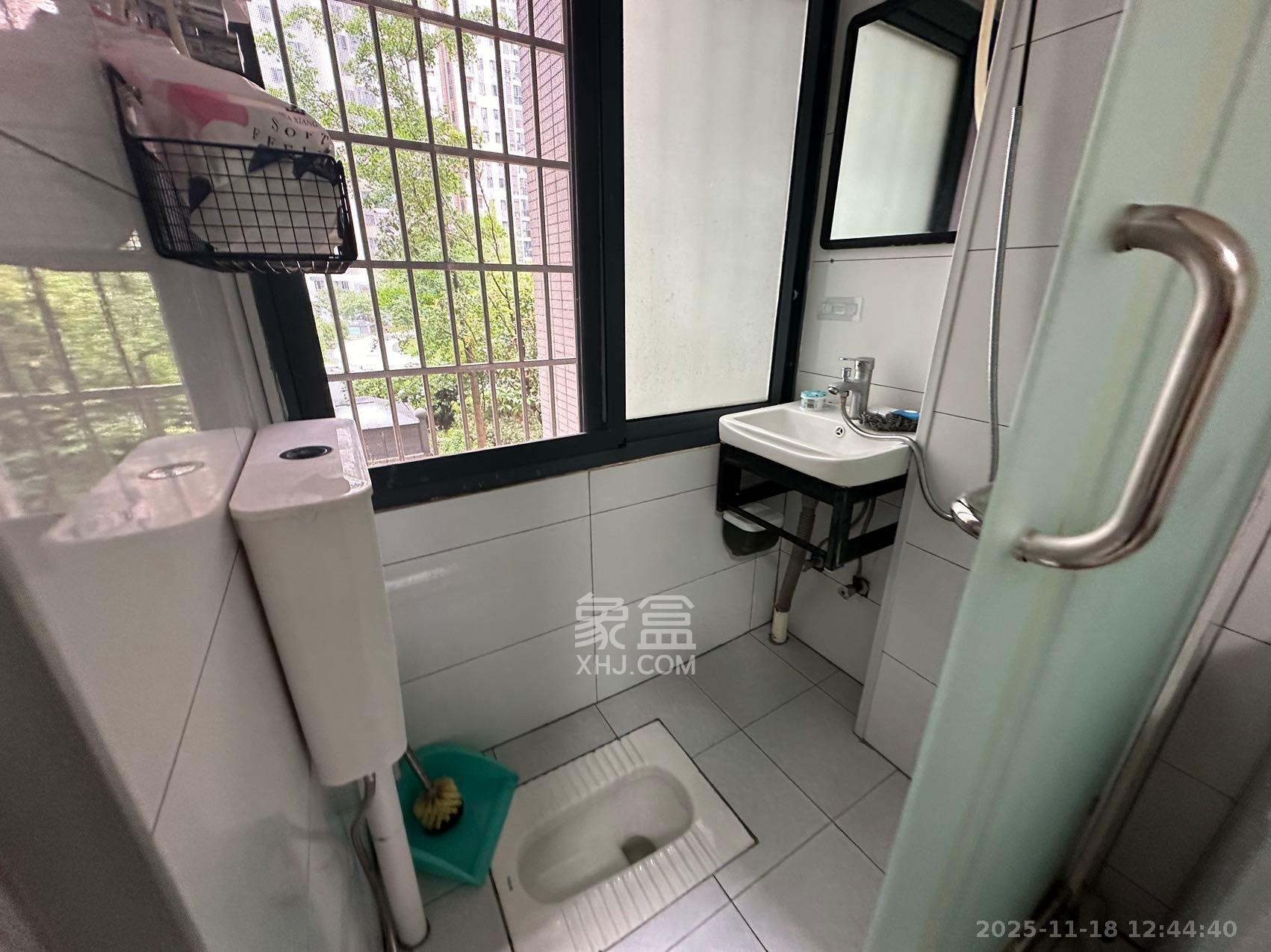 朝正美苑  1室0厅1卫    800.0元/月室内图