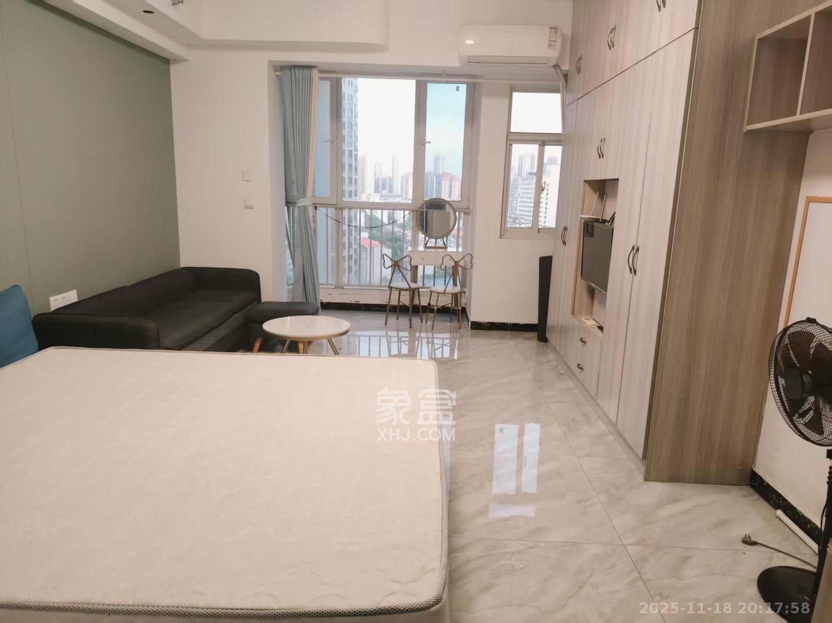 北辰三角洲E4区 1室1厅1卫 1700.0元/月 北辰三角洲E4区 1室1厅1卫 1700.0元/月室内图