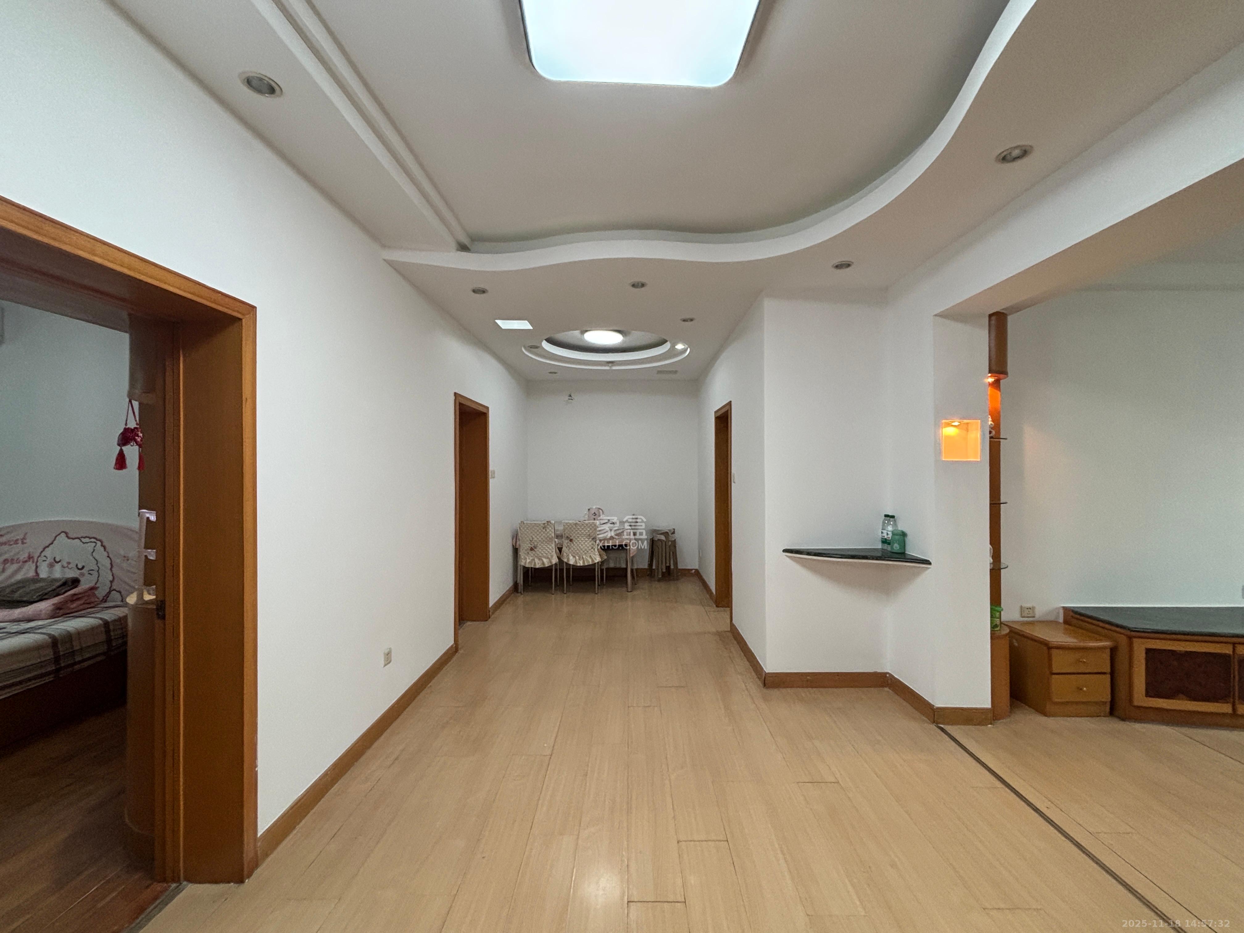 省卫生厅机关大院 3室2厅1卫 2800.0元/月 省卫生厅机关大院 3室2厅1卫 2800.0元/月室内图