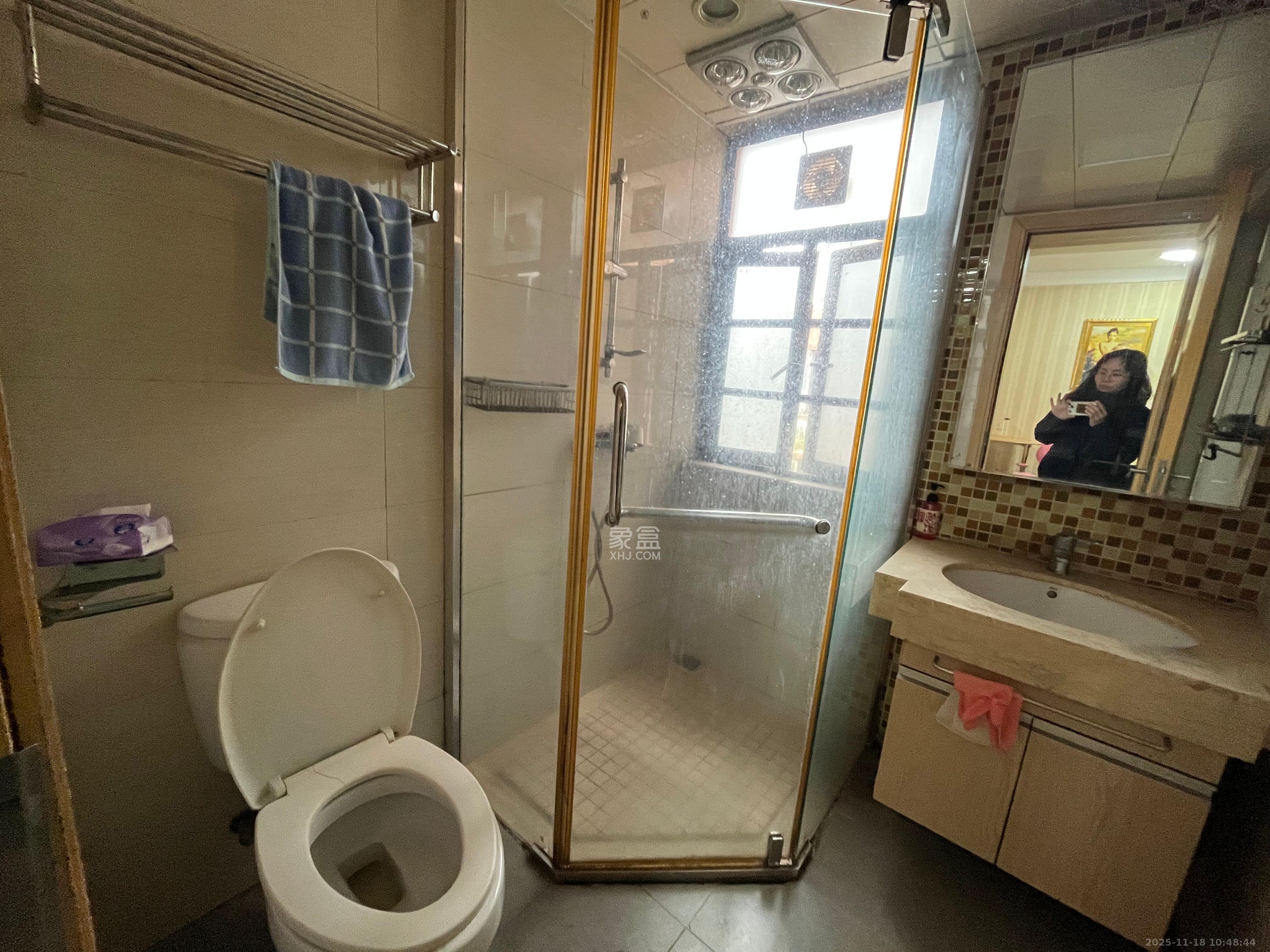 珠江花城三期锦鲤 2室1厅1卫 1900.0元/月 珠江花城三期锦鲤 2室1厅1卫 1900.0元/月室内图