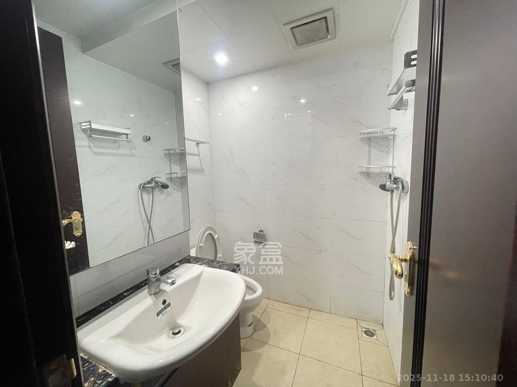 恒大国际广场 1室1厅1卫 1600.0元/月 恒大国际广场 1室1厅1卫 1600.0元/月室内图