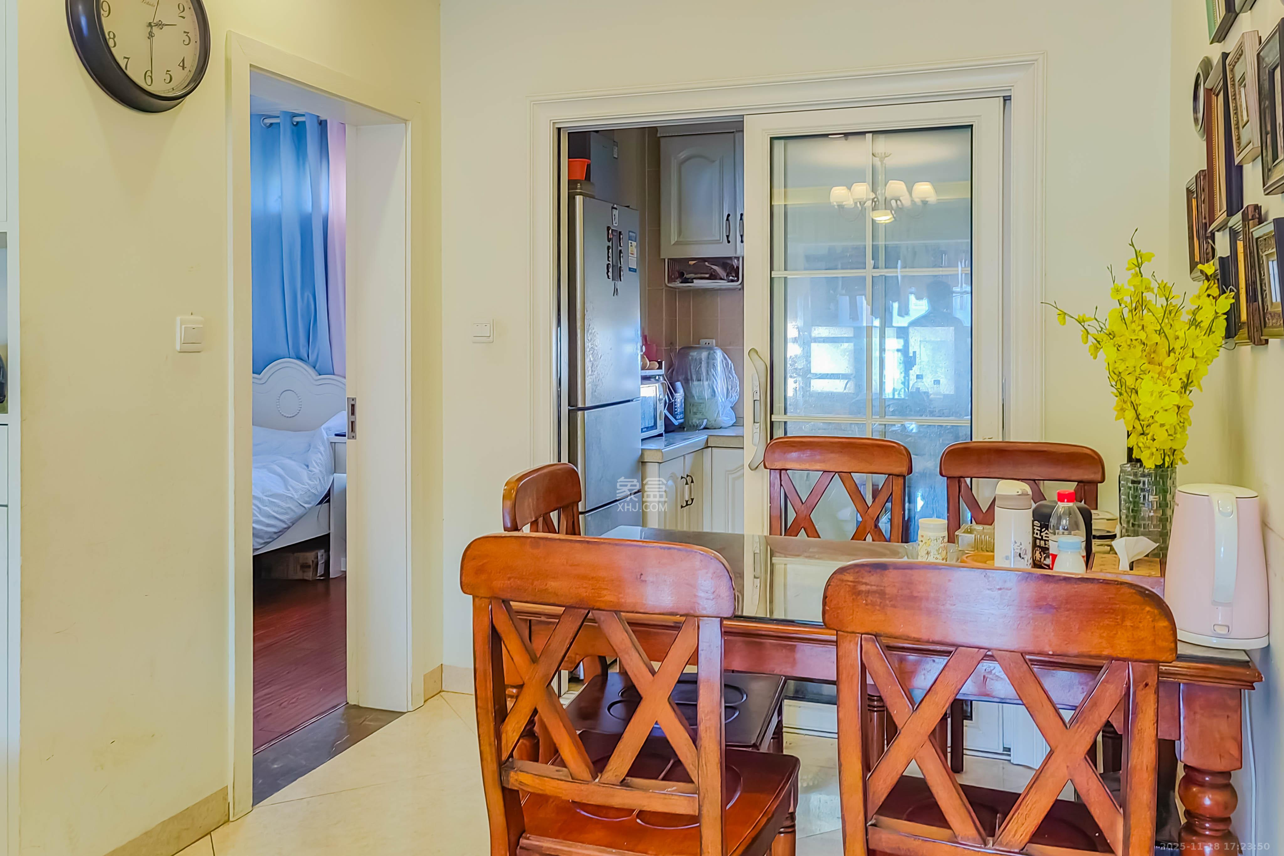 旭辉香樟公馆 4室2厅2卫 115.0万 旭辉香樟公馆 4室2厅2卫 115.0万客厅