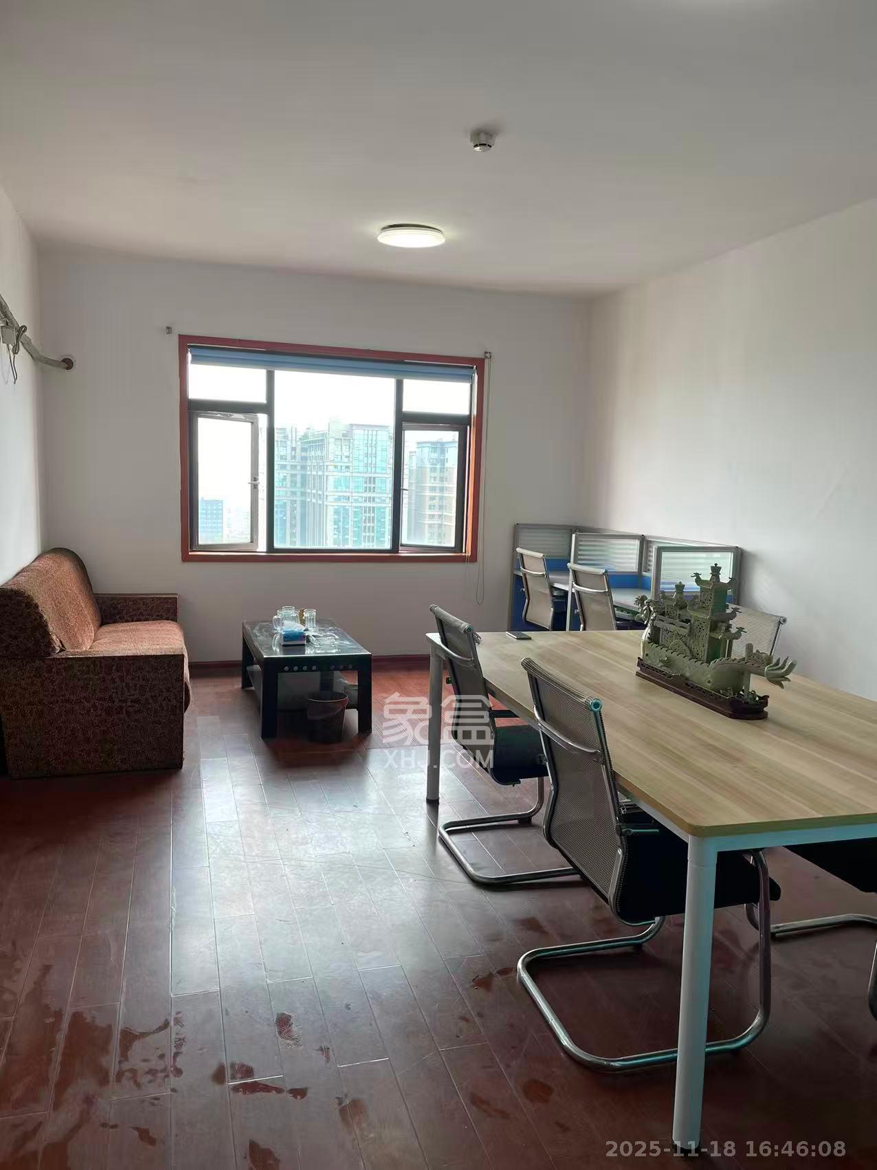 越界(天佑国际大厦) 1室1厅1卫 2200.0元/月 越界(天佑国际大厦) 1室1厅1卫 2200.0元/月室内图