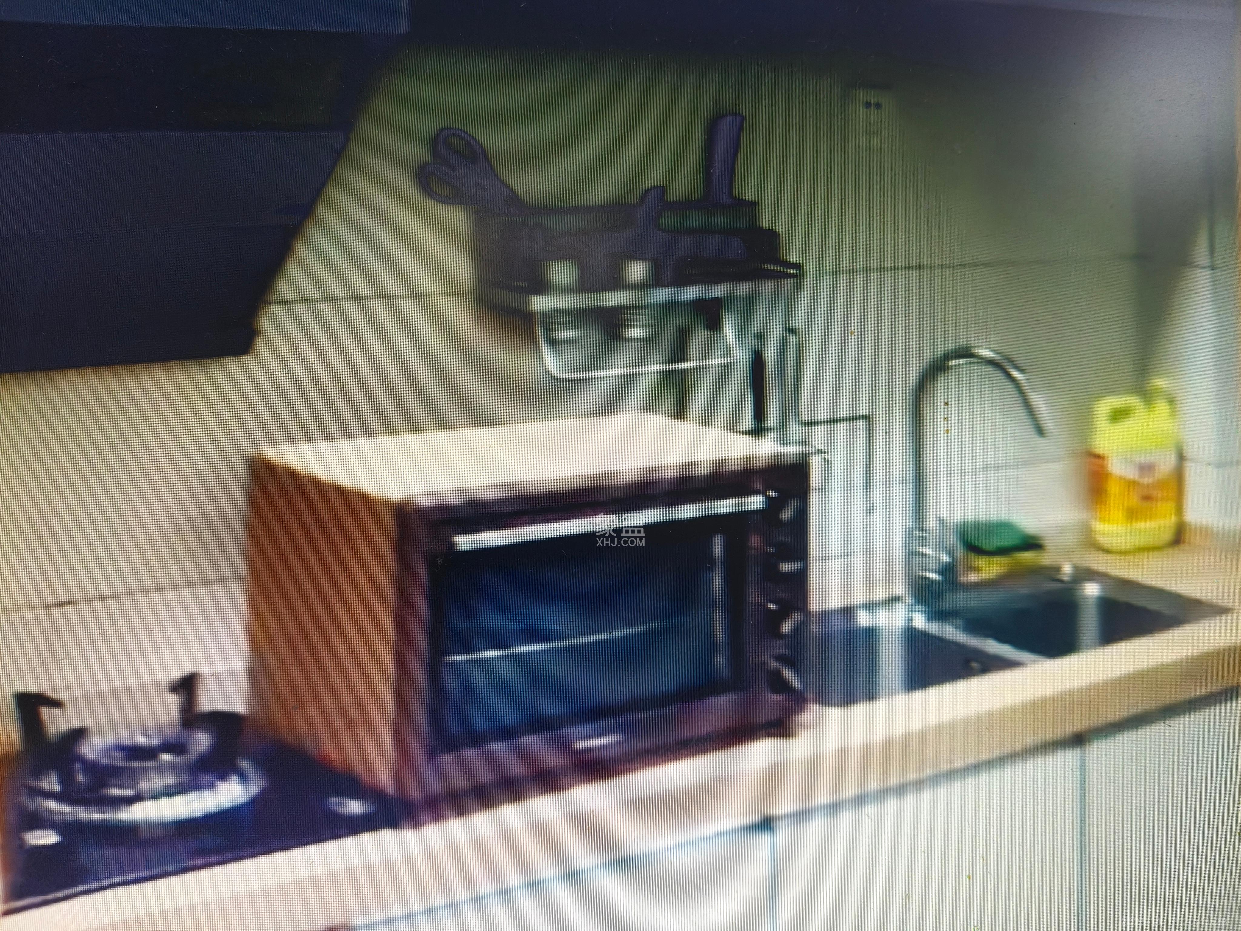 地华梅溪湖畔  1室1厅1卫    2300.0元/月室内图