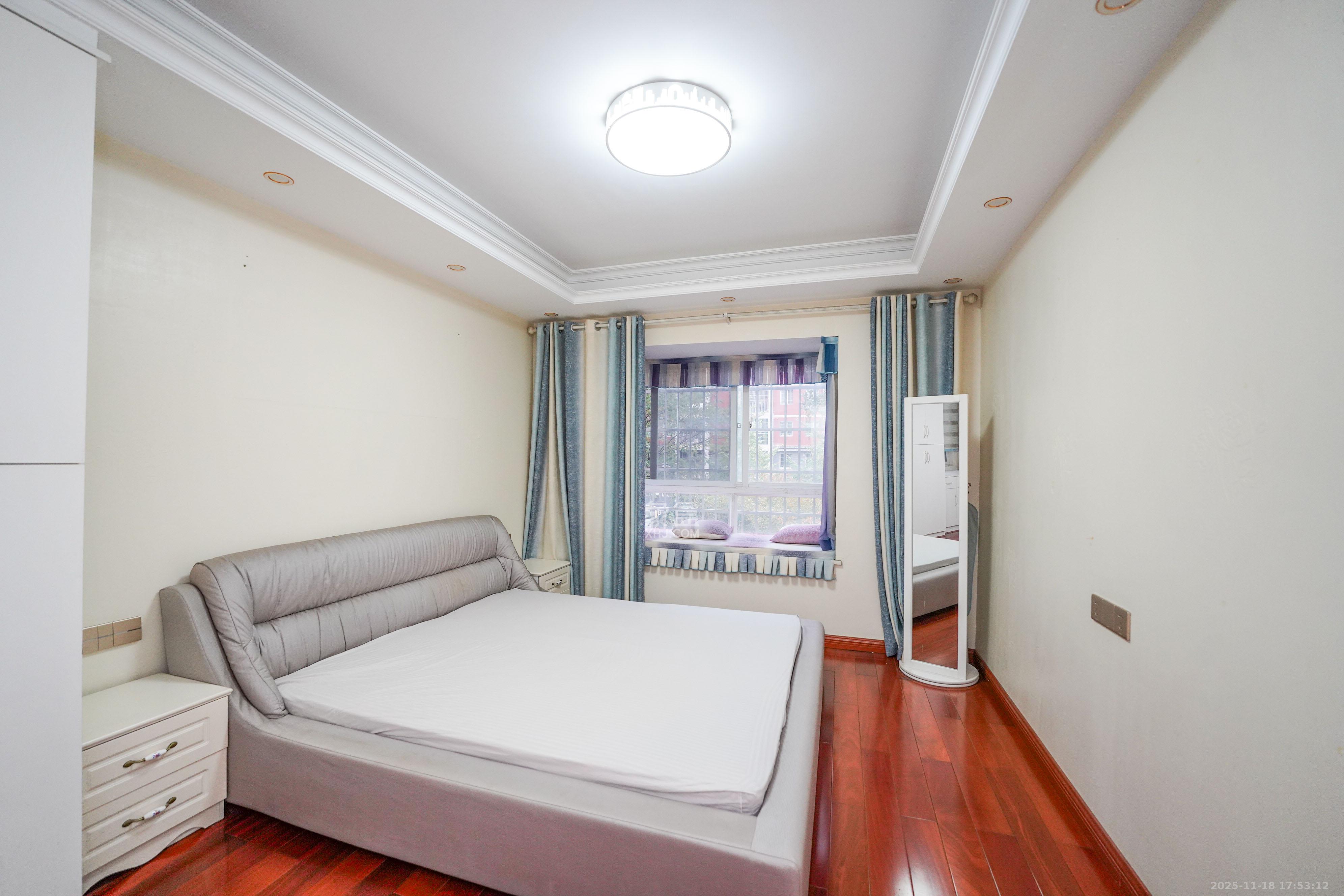 理工大学职工单位房青年汇  3室2厅2卫    88.0万卧室