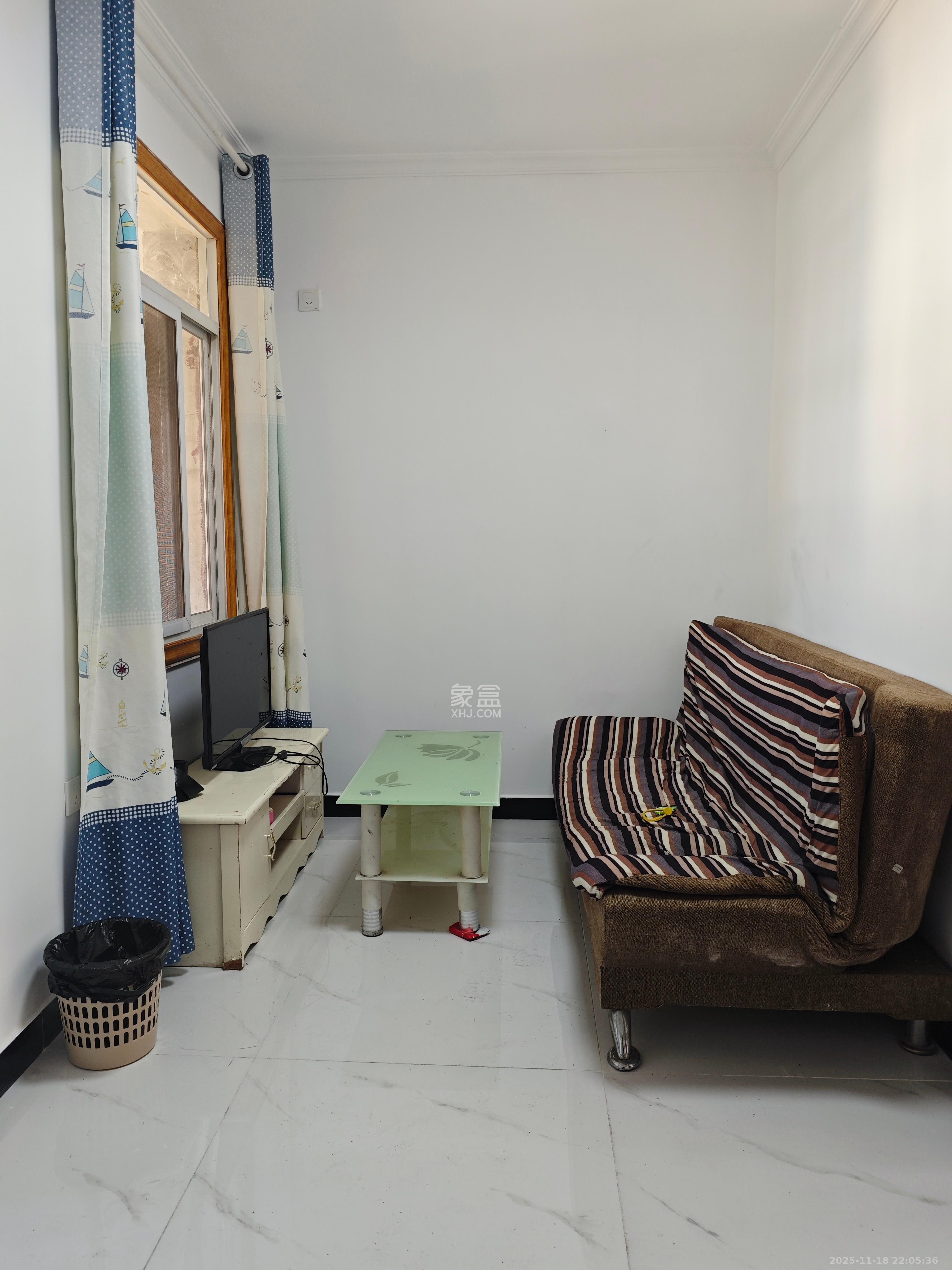 雨花大厦（云海大厦）  1室0厅0卫    1999.0元/月室内图1