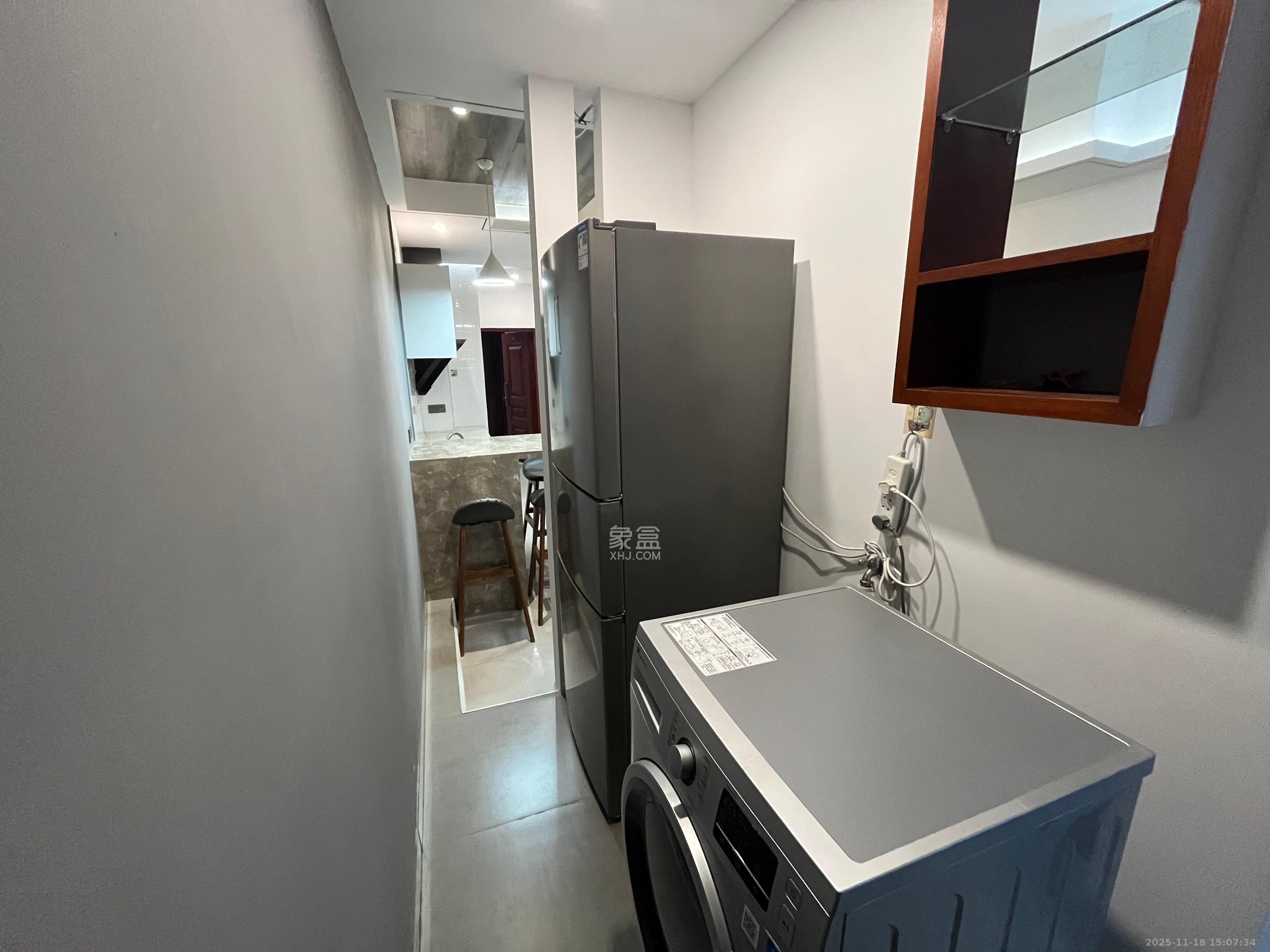 奥克斯缔壹城  1室1厅1卫    1600.0元/月室内图