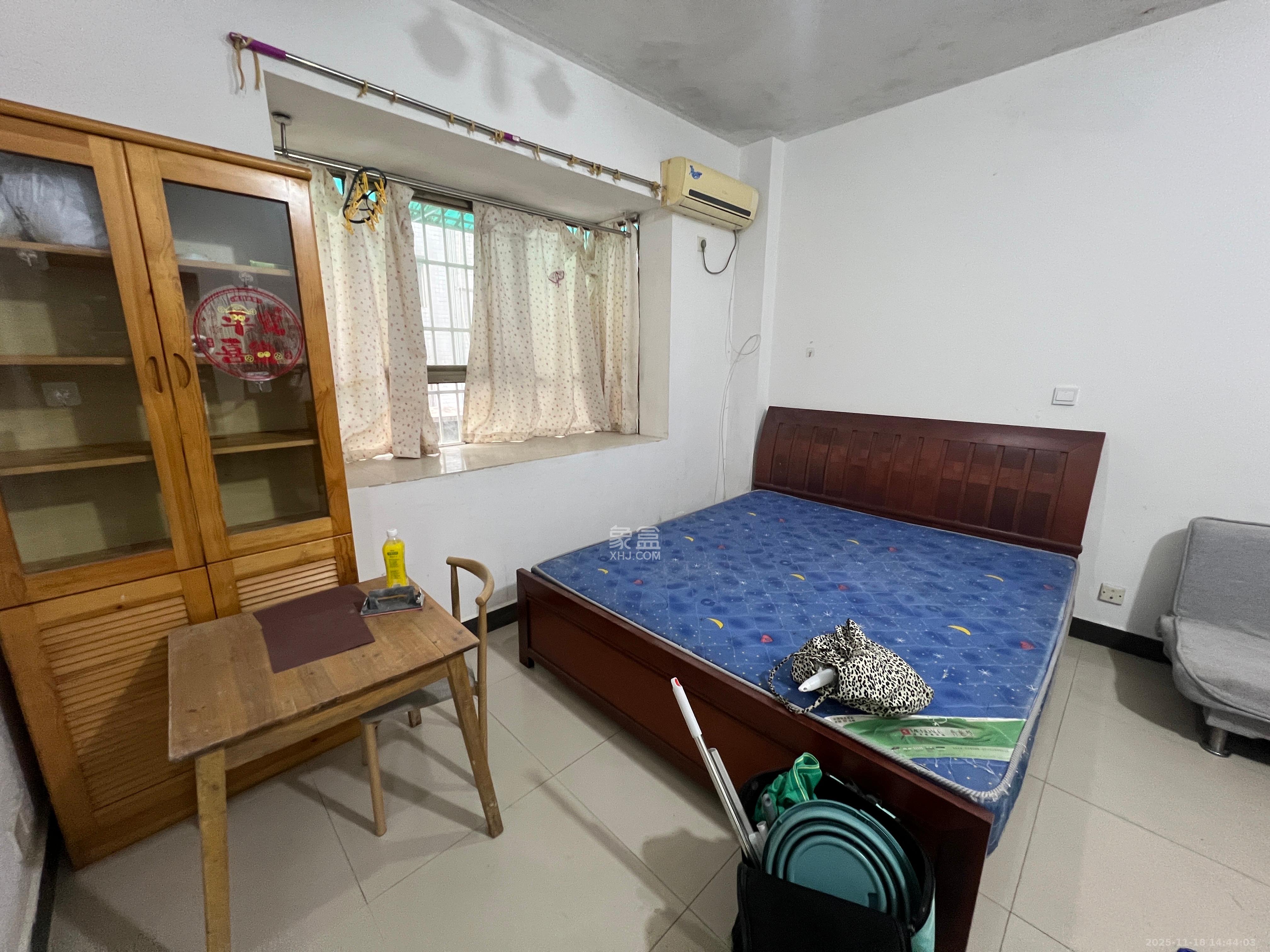 三和公寓 1室1厅1卫 1100.0元/月 三和公寓 1室1厅1卫 1100.0元/月室内图