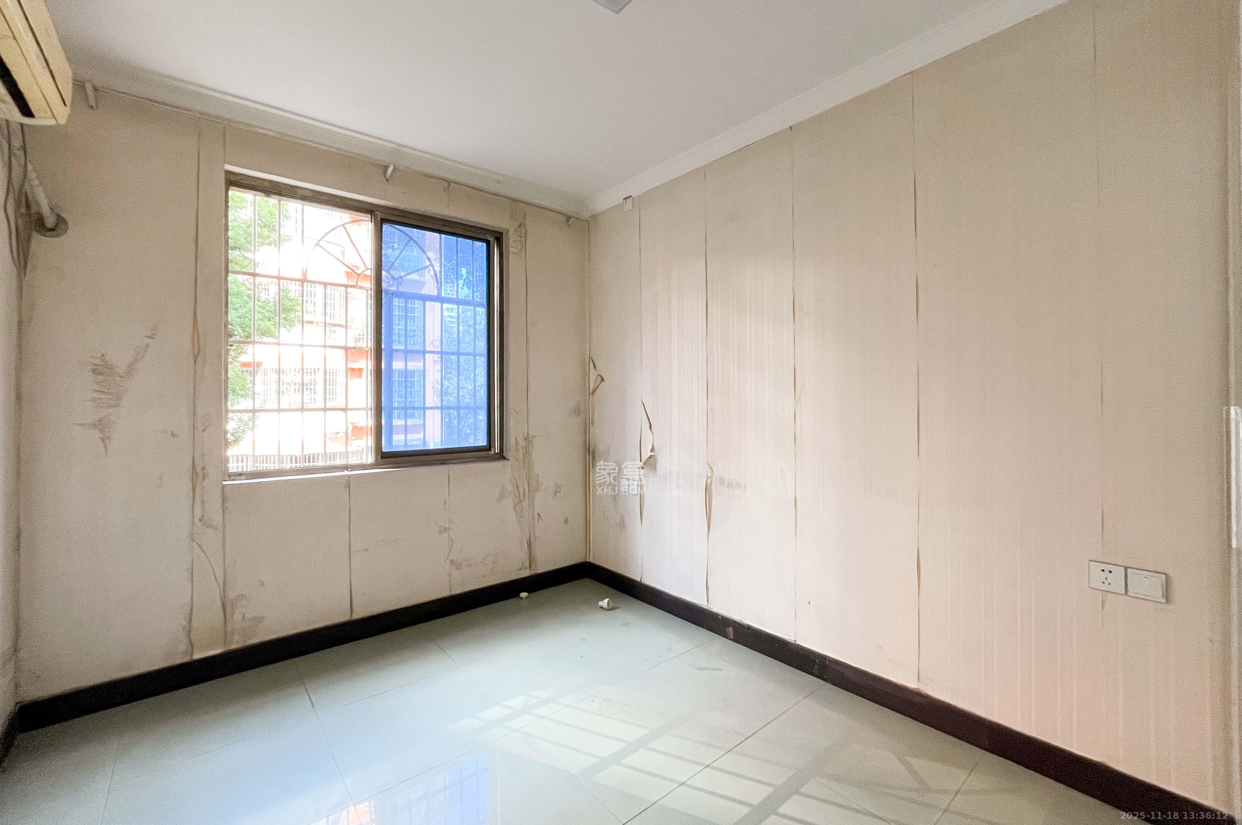 阳明山庄 3室0厅0卫 61.0万 阳明山庄 3室0厅0卫 61.0万其他