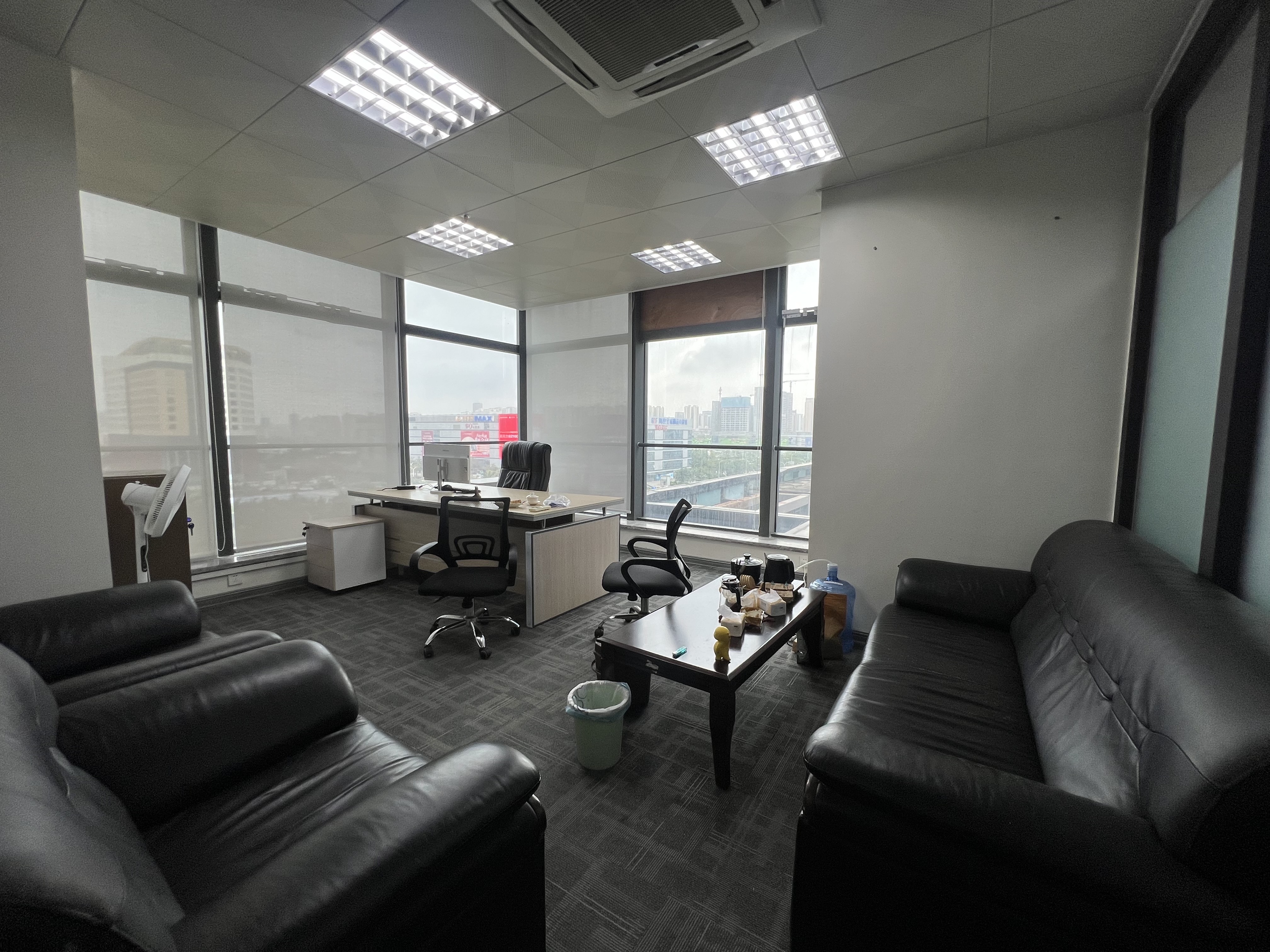 国瑞大厦-海阔天空国瑞城办公楼   246.0㎡      12000.0元/月室内图