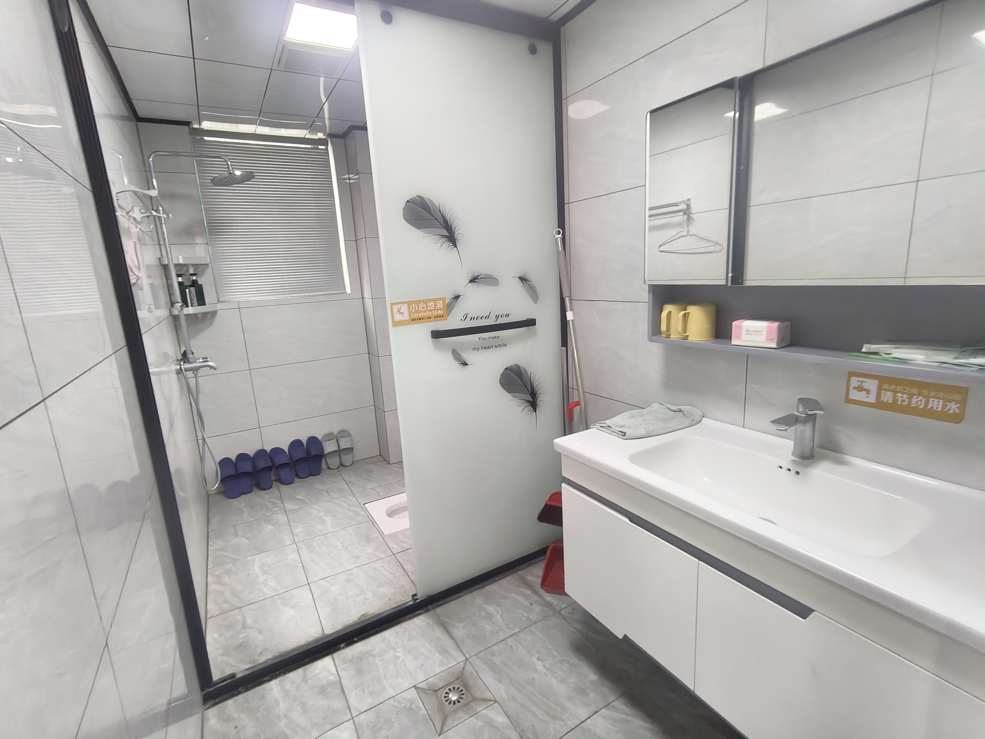 靛达广场 1室0厅0卫 2750.0元/月 靛达广场 1室0厅0卫 2750.0元/月室内图