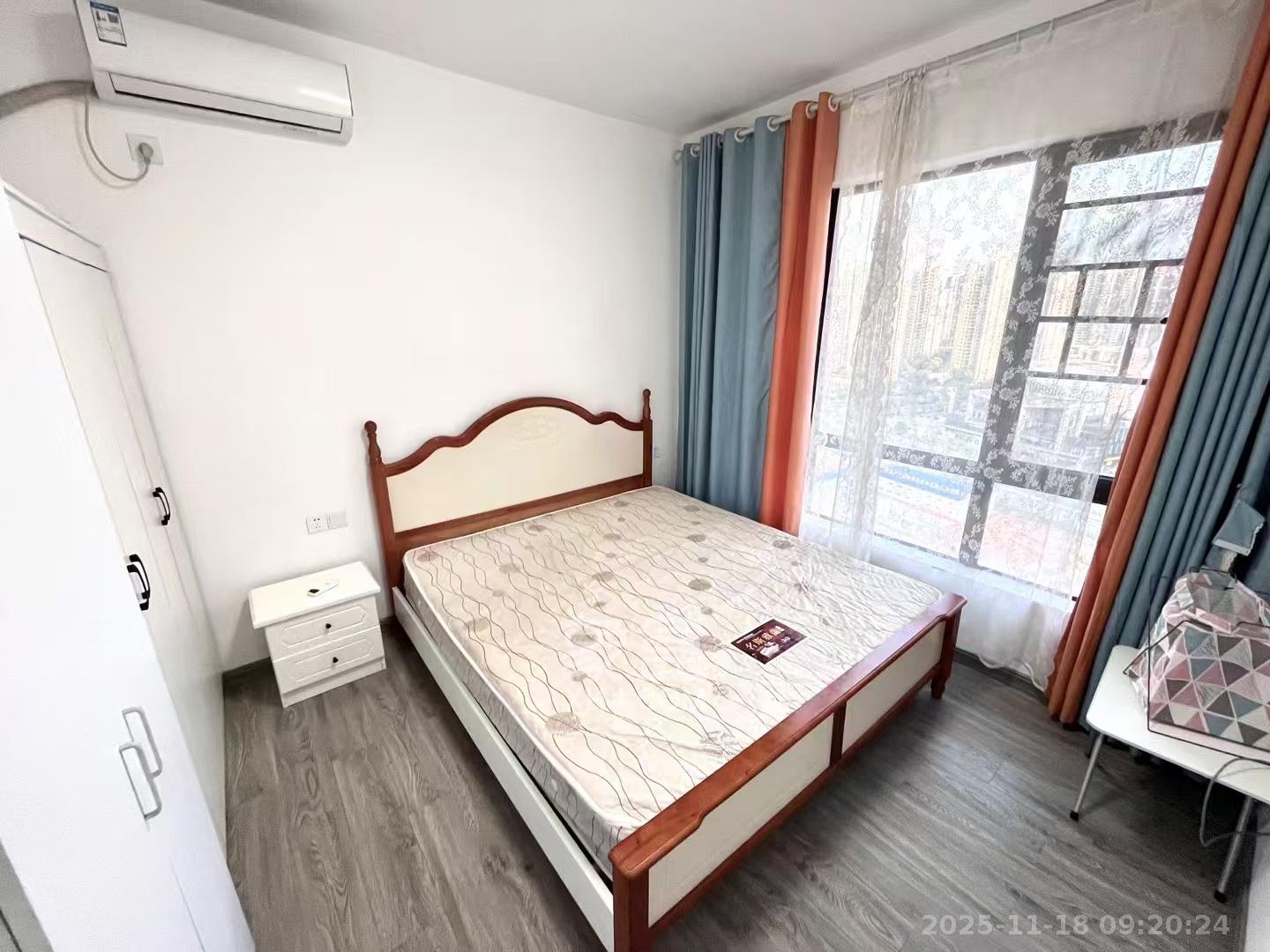 国泰九龙湾 3室2厅1卫 2000.0元/月 国泰九龙湾 3室2厅1卫 2000.0元/月室内图