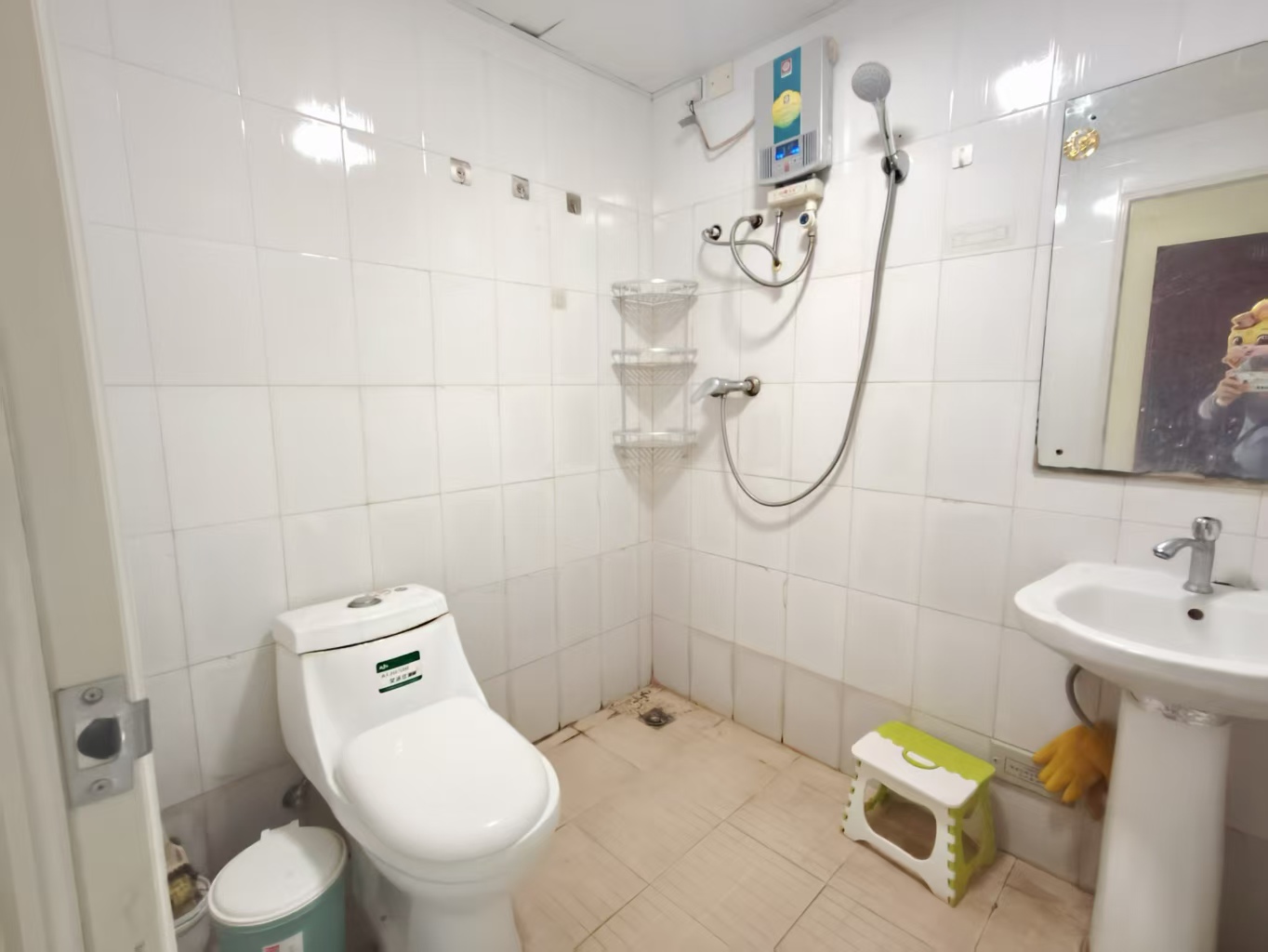 帝国大厦  1室1厅1卫    1500.0元/月室内图