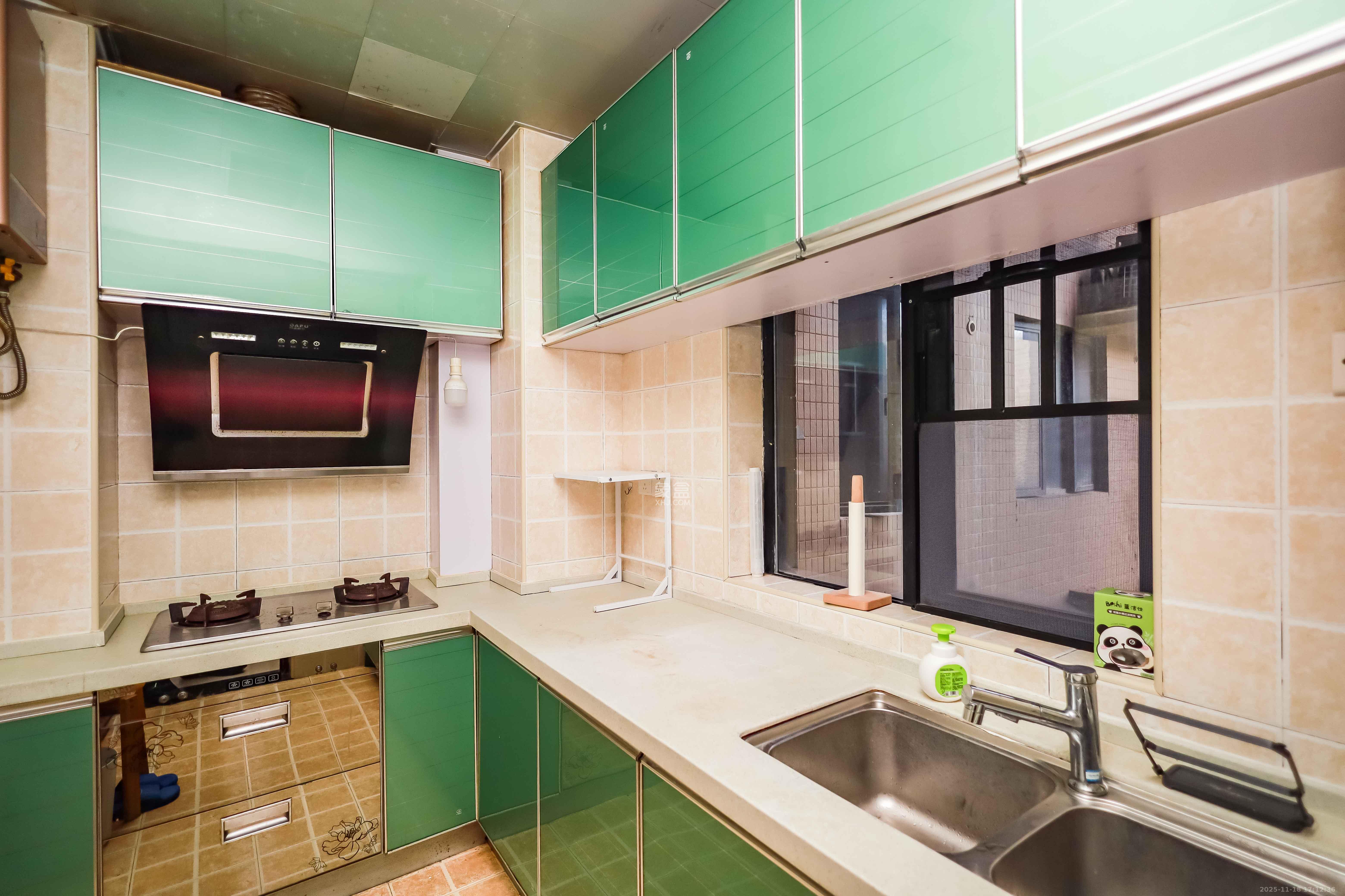 永祺西京  3室2厅2卫    110.0万厨房