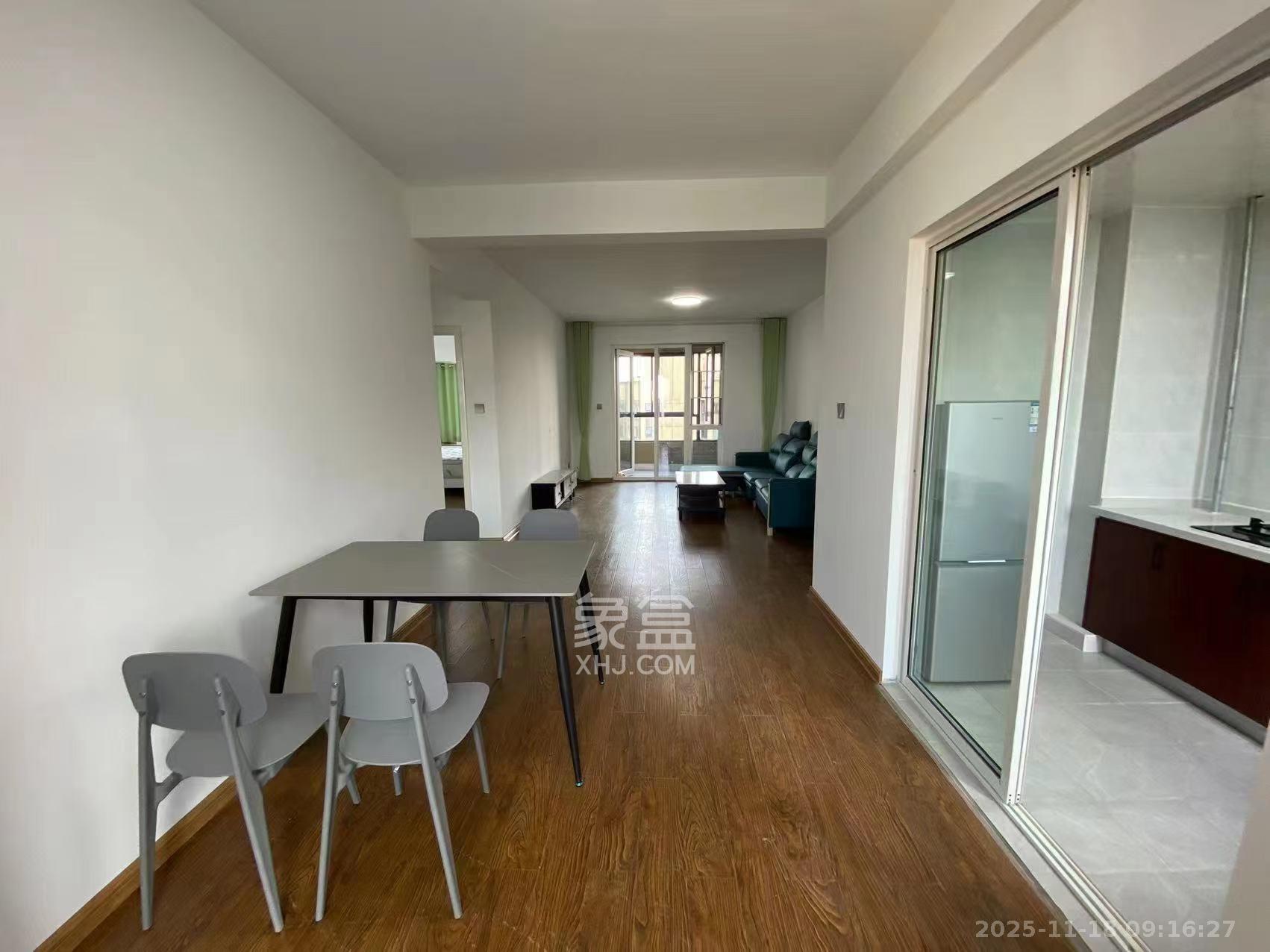 金地三千府(金地湖山樾、金地自在城) 4室2厅1卫 1700.0元/月 金地三千府(金地湖山樾、金地自在城) 4室2厅1卫 1700.0元/月室内图