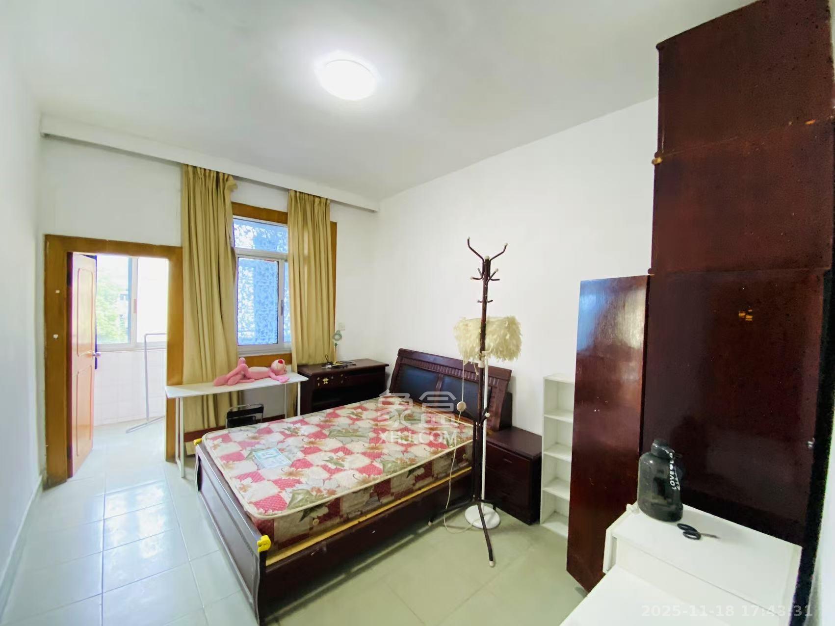 东瓜山一村 2室1厅1卫 900.0元/月 东瓜山一村 2室1厅1卫 900.0元/月室内图