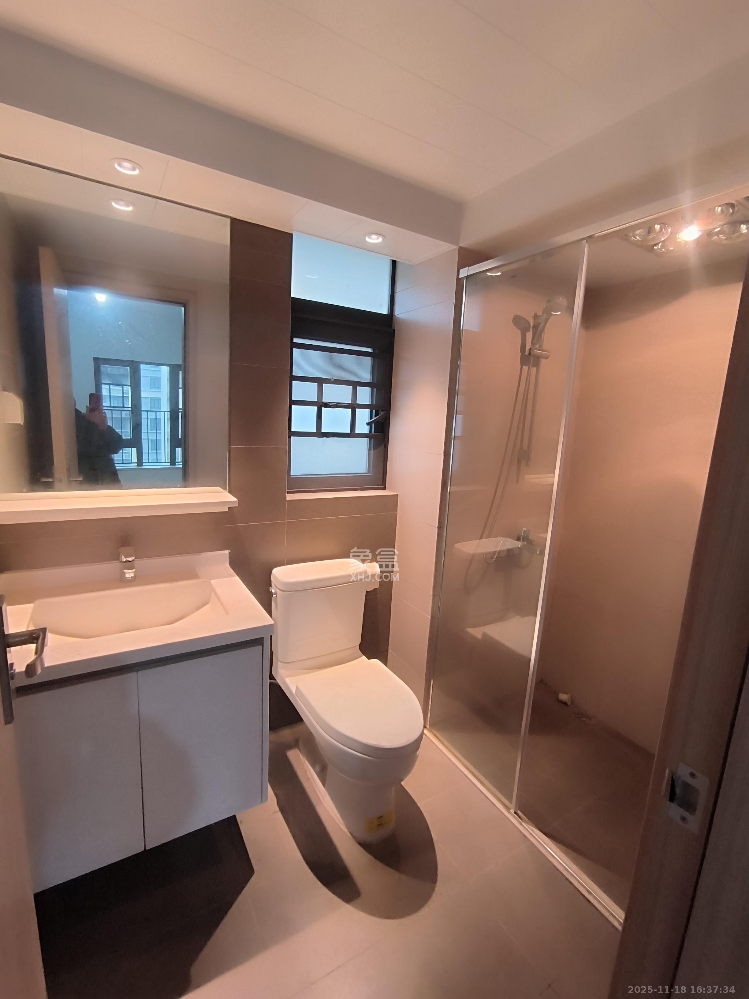 时代倾城三期 4室2厅2卫 1980.0元/月 时代倾城三期 4室2厅2卫 1980.0元/月室内图