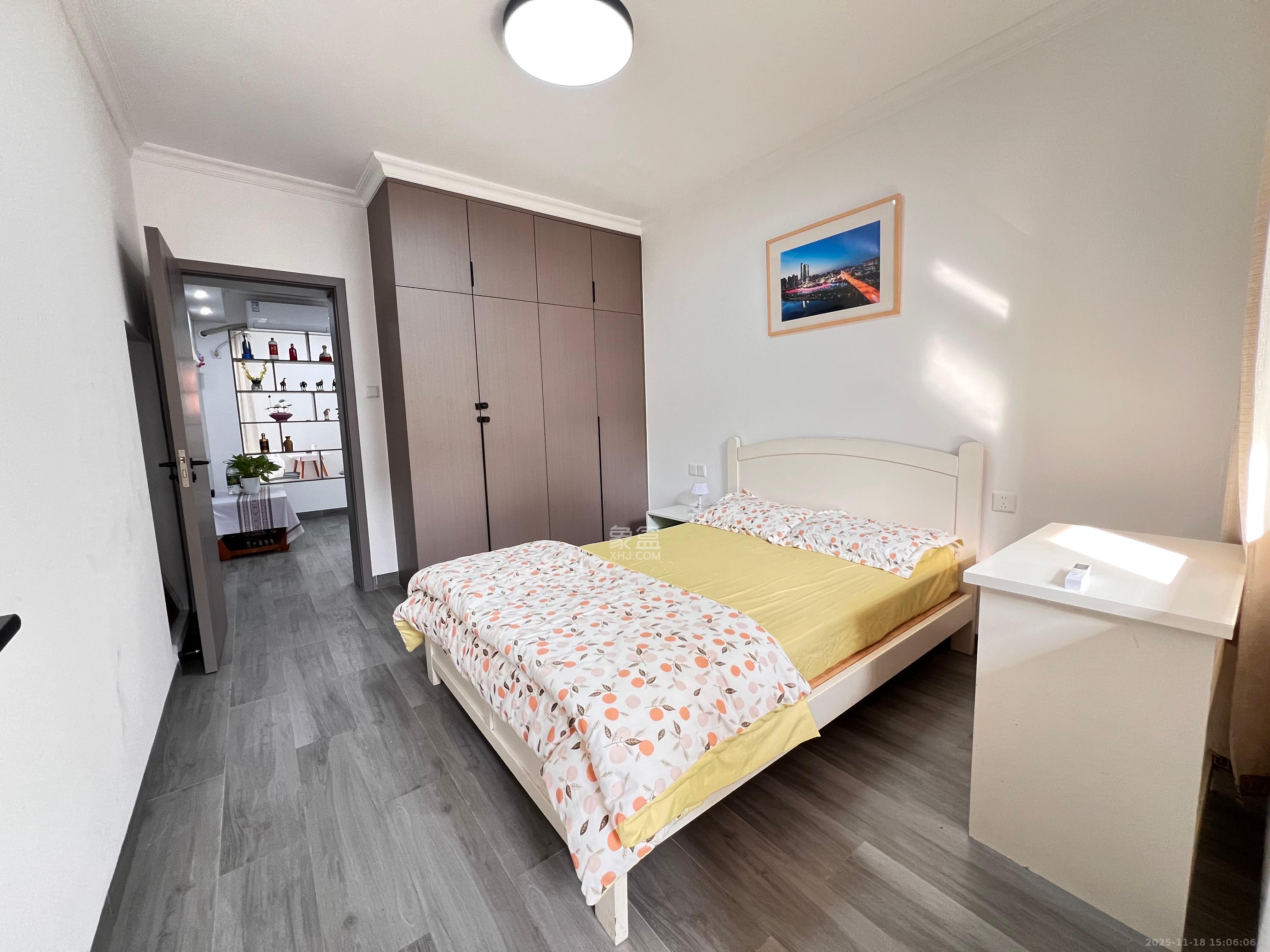 省肉食水产总公司宿舍 3室2厅1卫 2400.0元/月 省肉食水产总公司宿舍 3室2厅1卫 2400.0元/月室内图