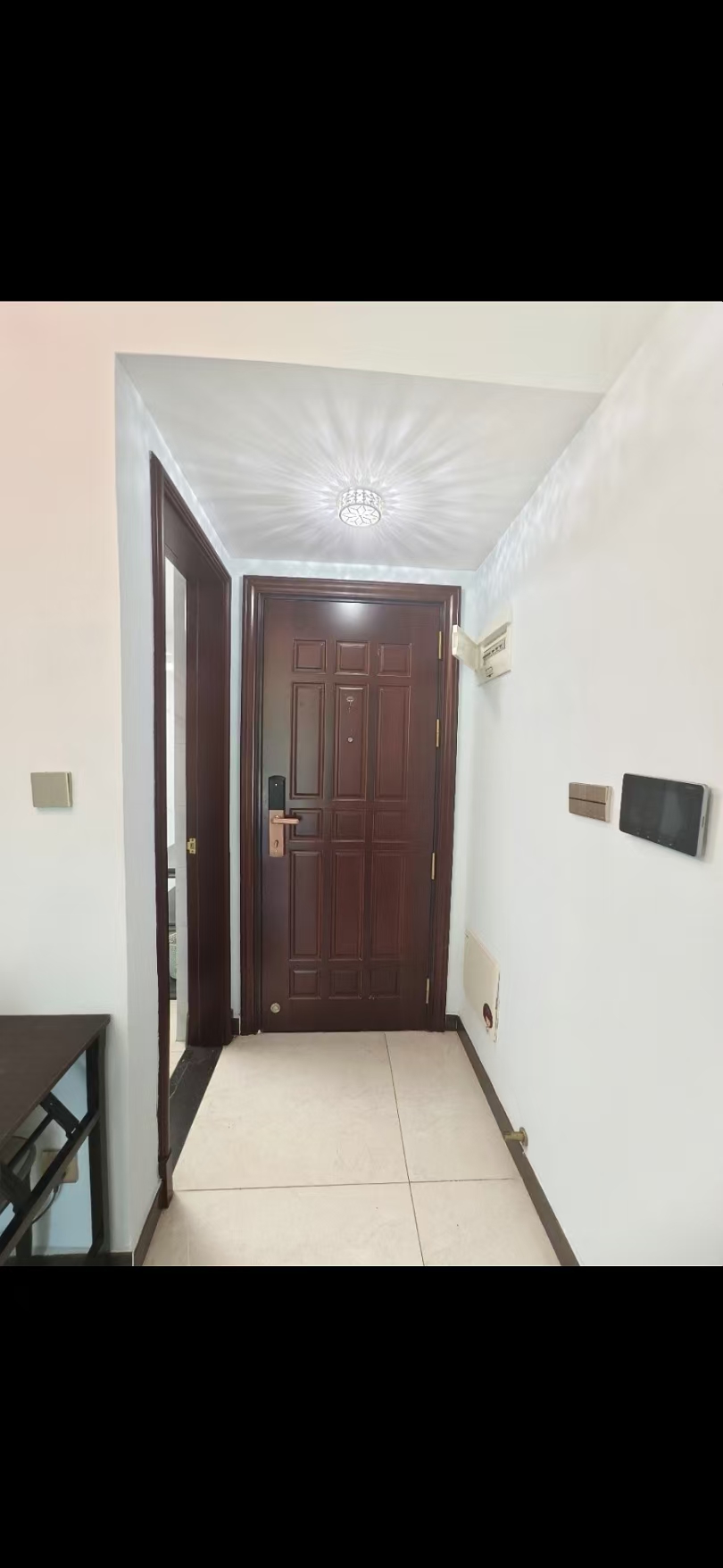 恒大绿洲  2室2厅1卫    1500.0元/月室内图