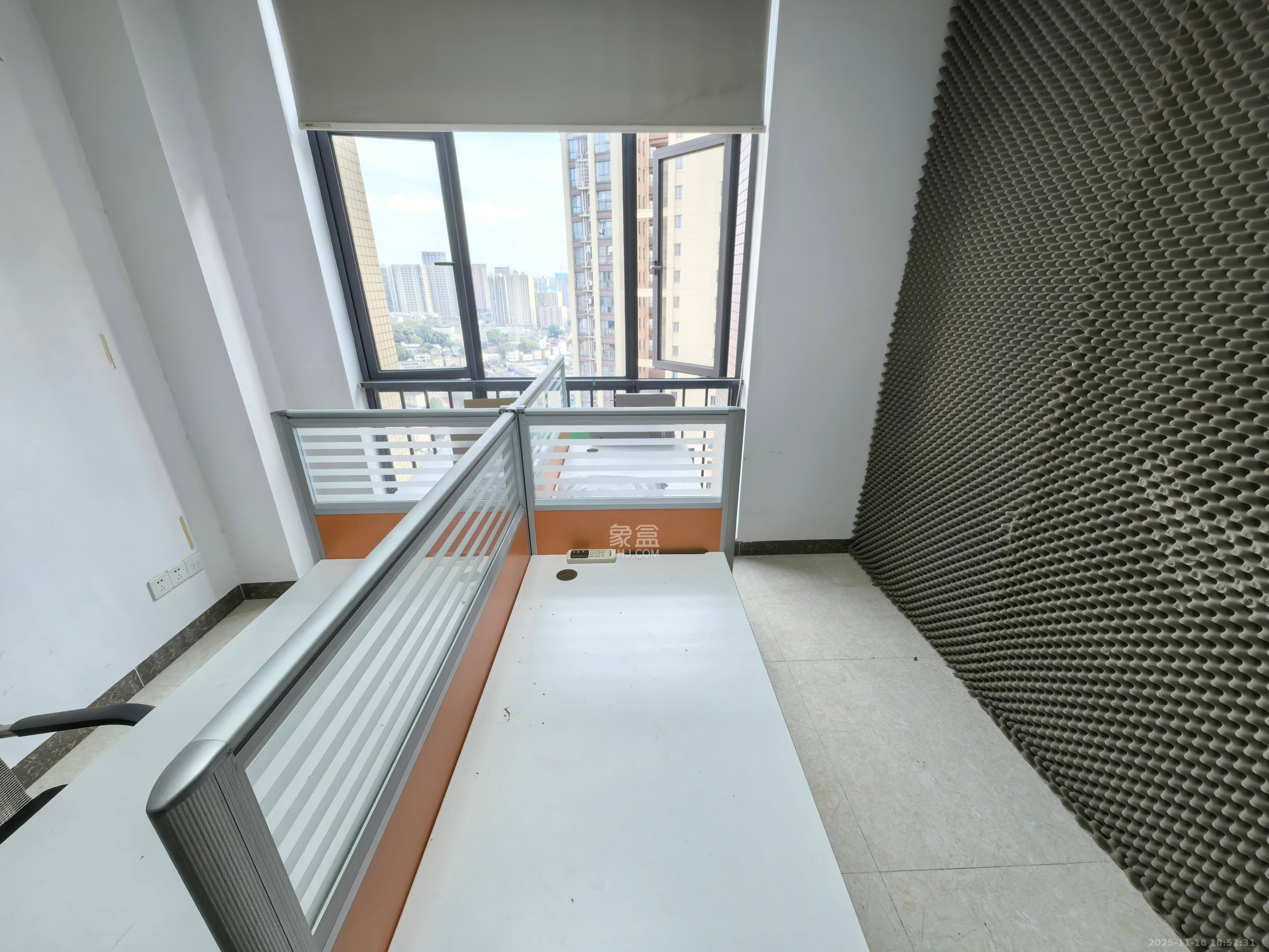 叠彩兰亭  2室2厅1卫    3000.0元/月室内图