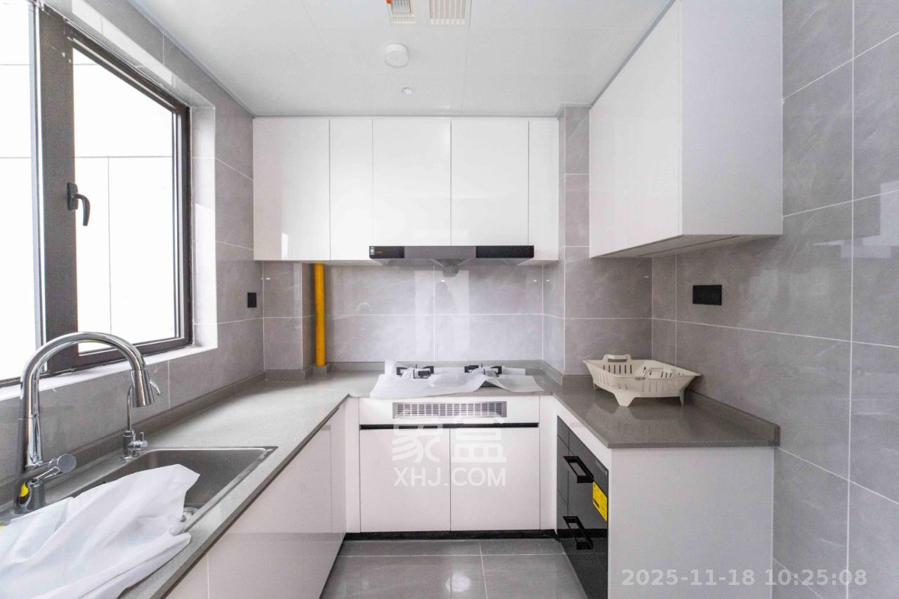 德奥悦东方 4室2厅2卫 3600.0元/月 德奥悦东方 4室2厅2卫 3600.0元/月室内图