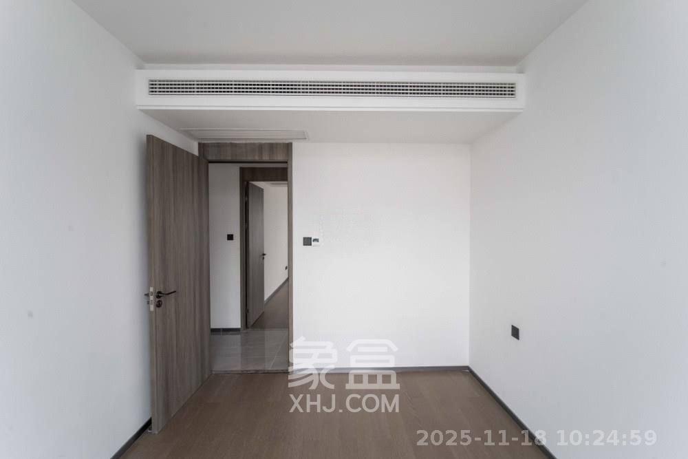 德奥悦东方  4室2厅2卫    3600.0元/月室内图